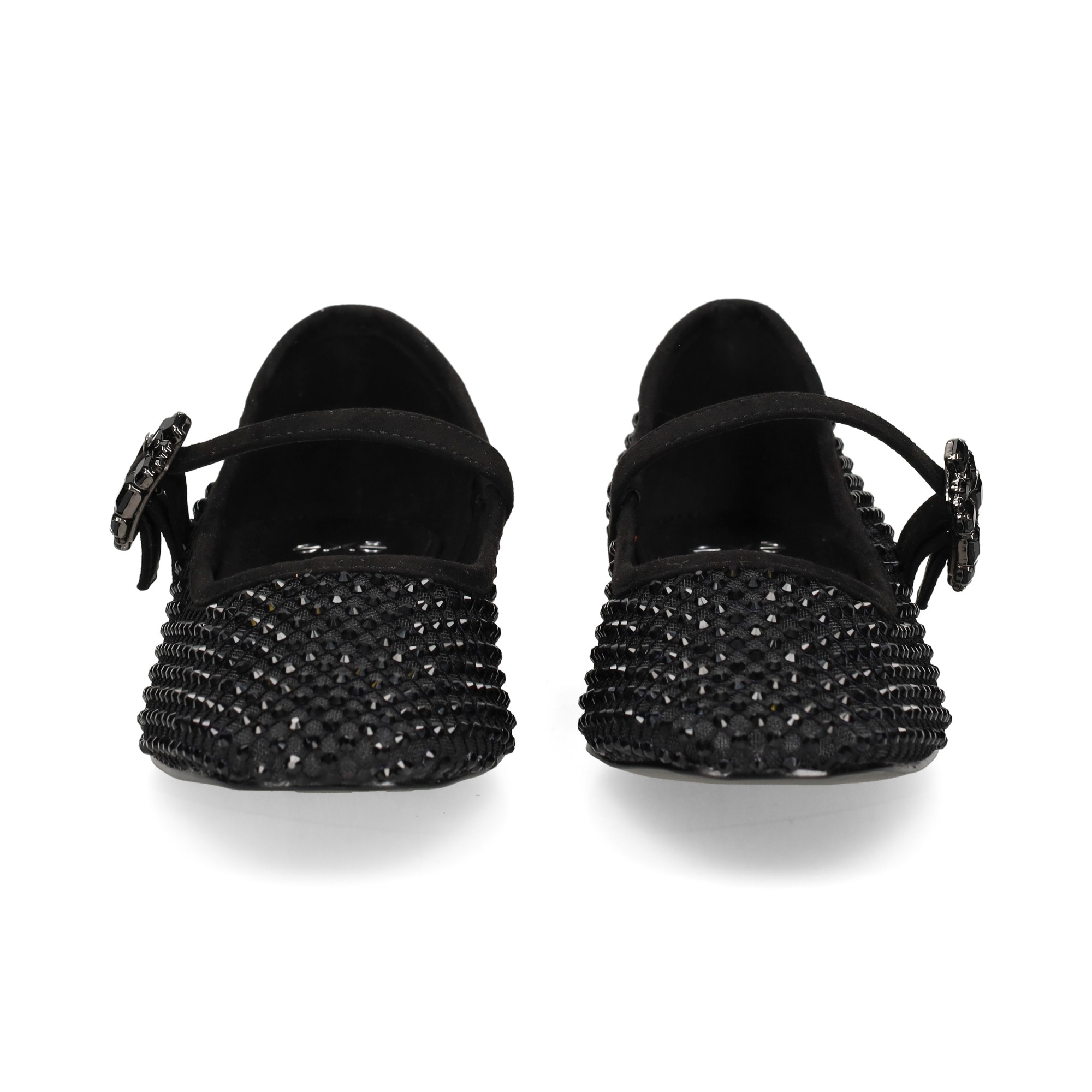 mercedes-regilla-negro