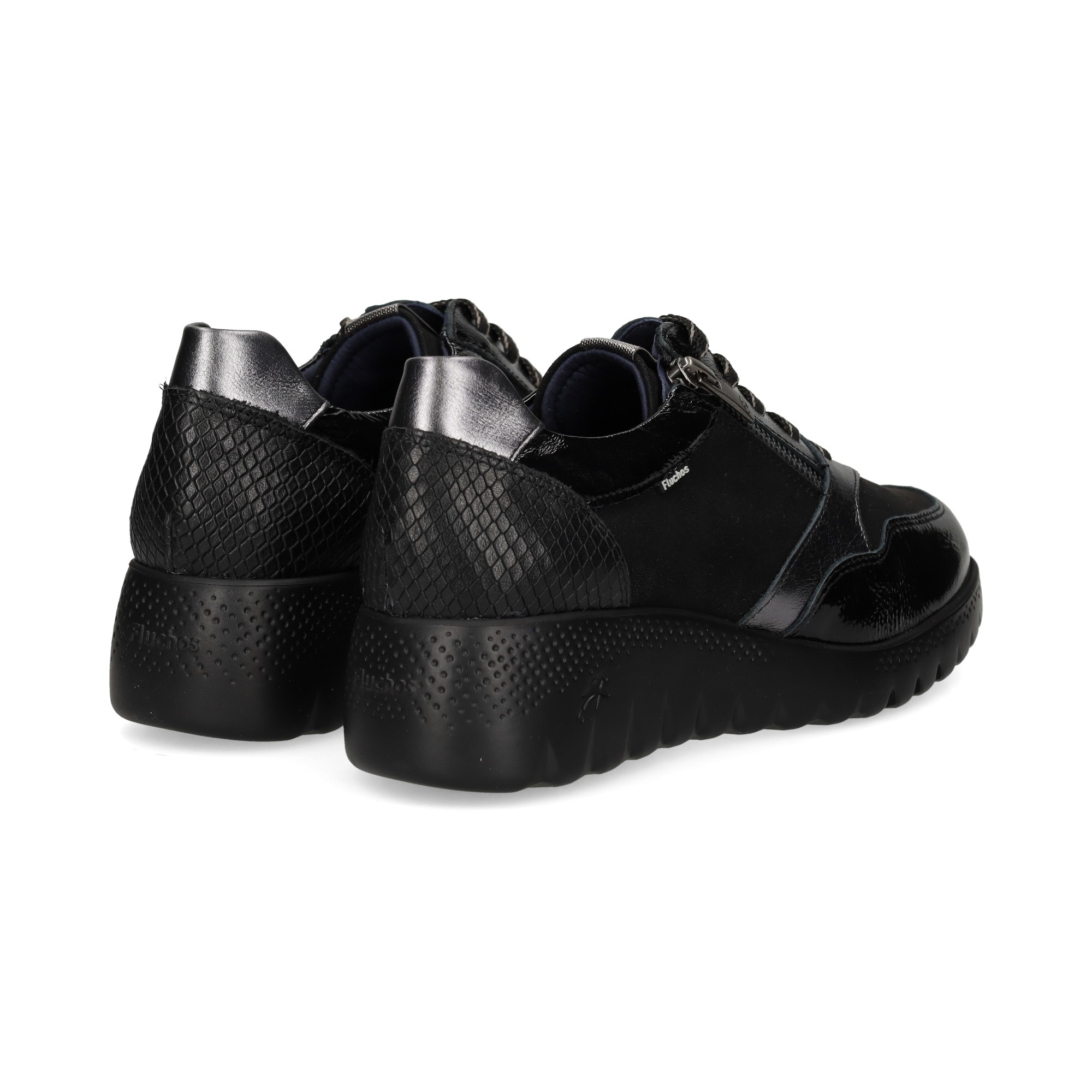 cordoncremallera-charolnobuck-negro
