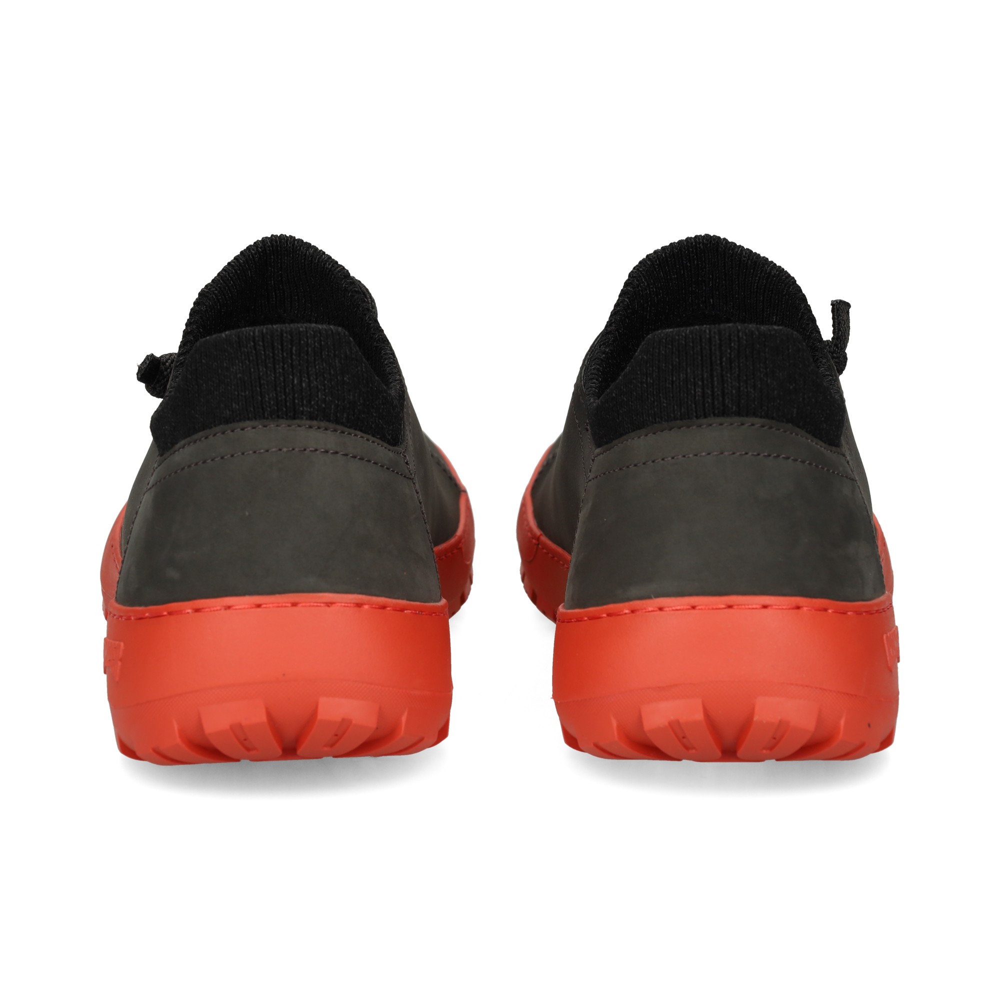 goma-naranja-deportivo-nobuck-gris