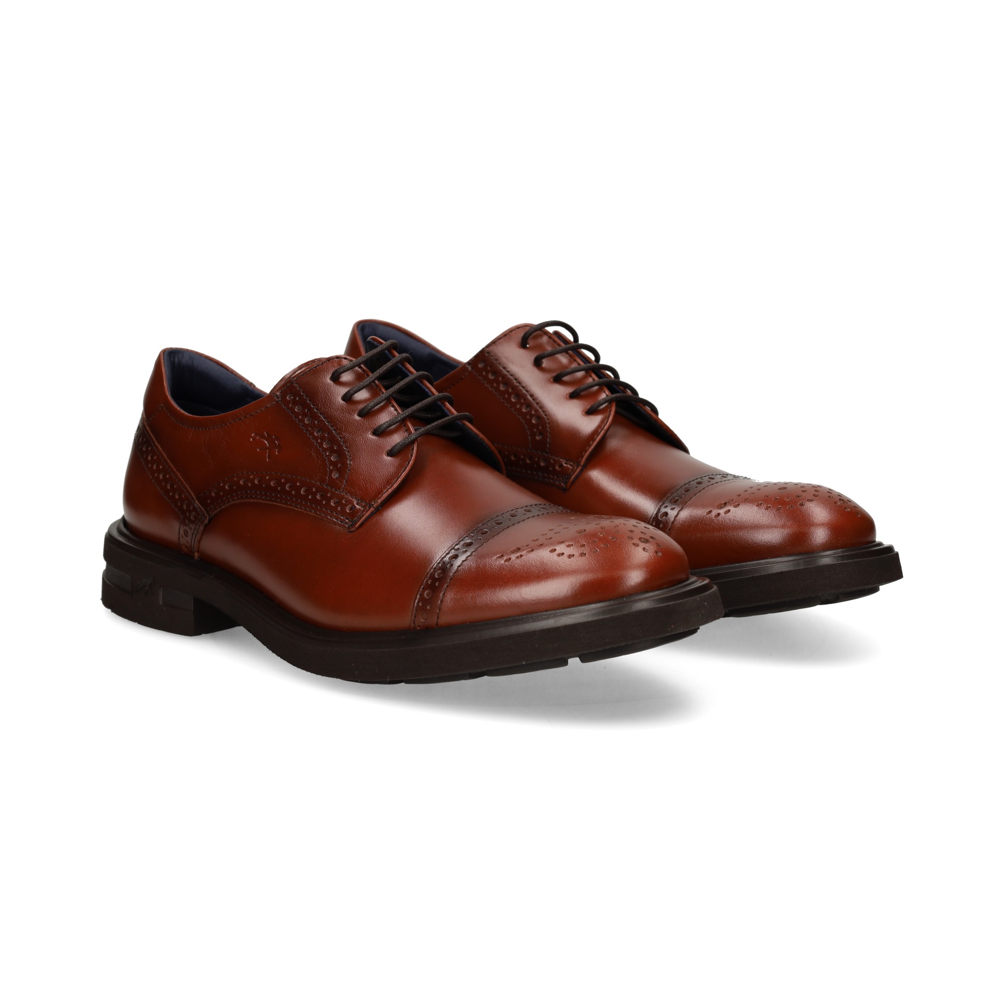 blucher-partido-picado-piel-marron