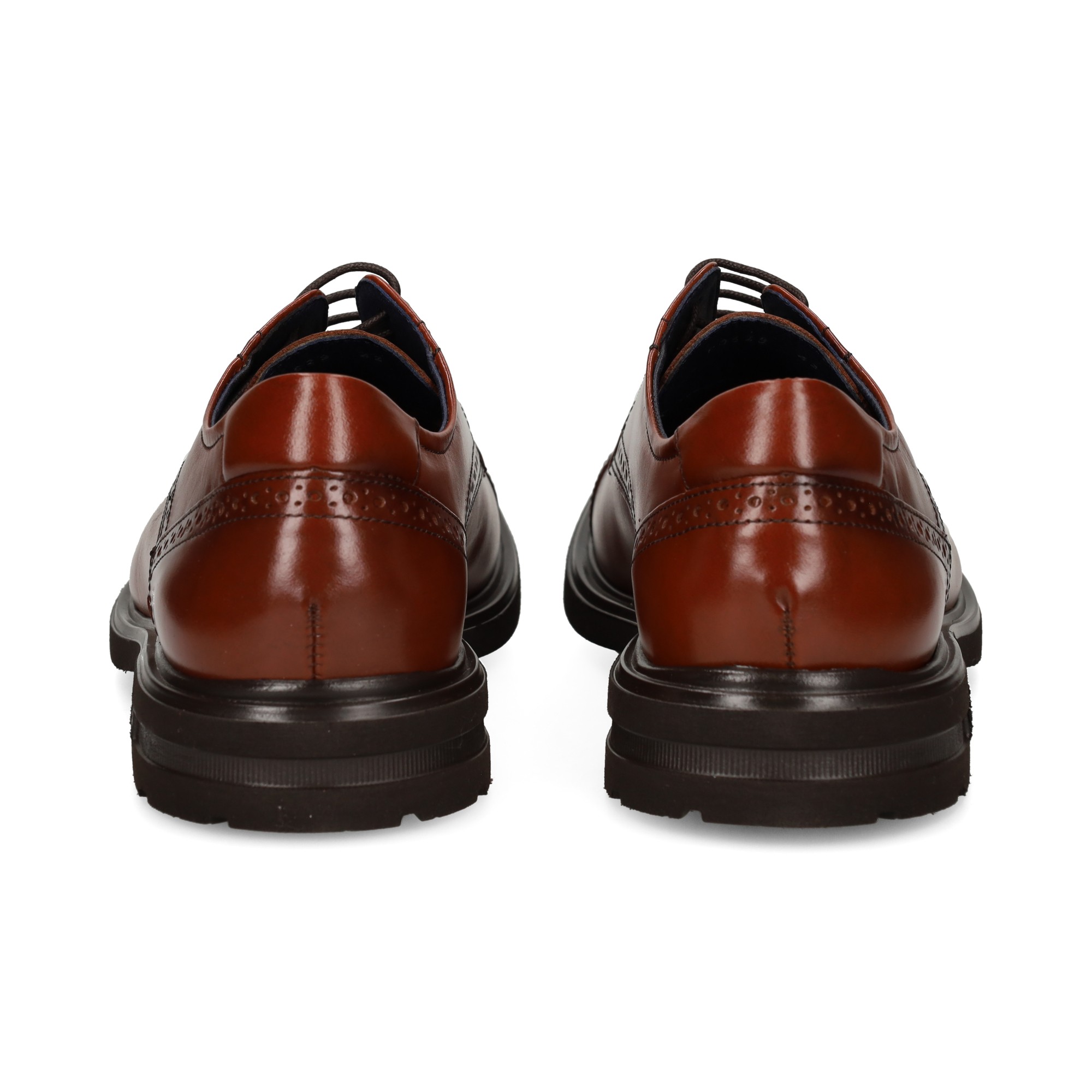 blucher-partido-picado-piel-marron
