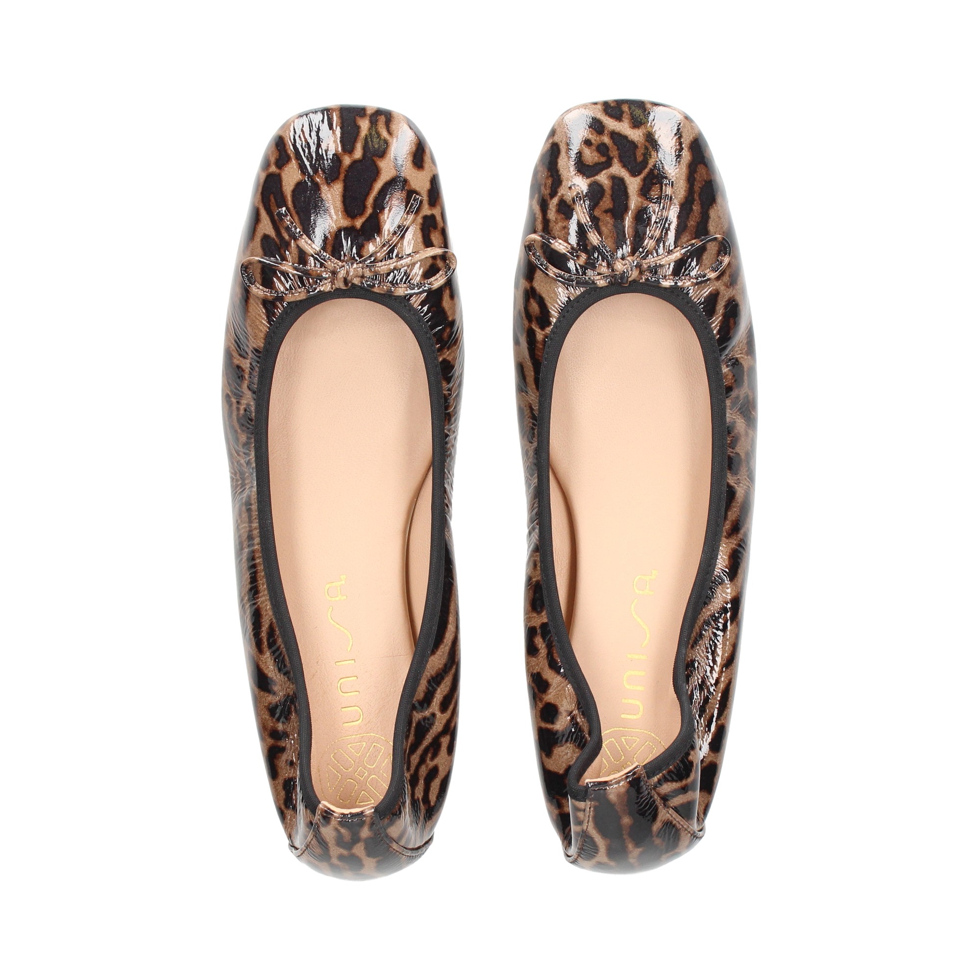bailarina-lazo-charol-leopardo-cuero