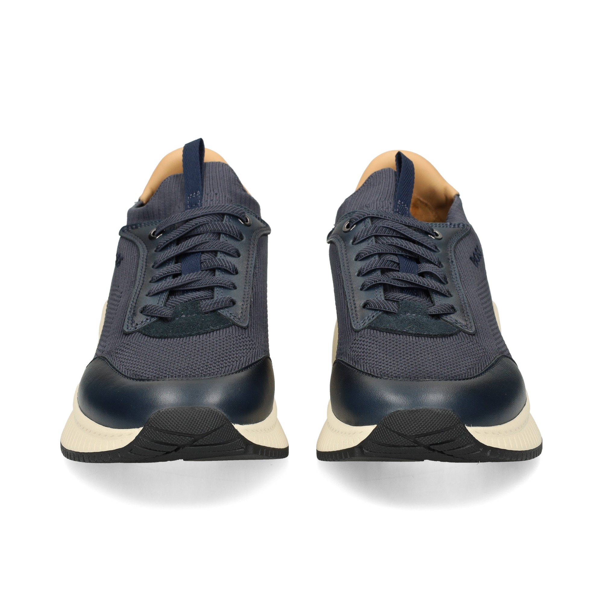 goma-blanca-deportivo-calcetin-azul