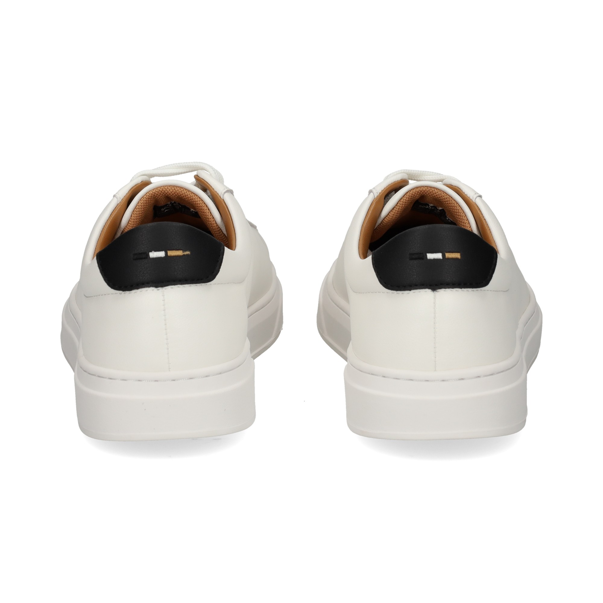 talon-negro-deportivo-piel-hielo