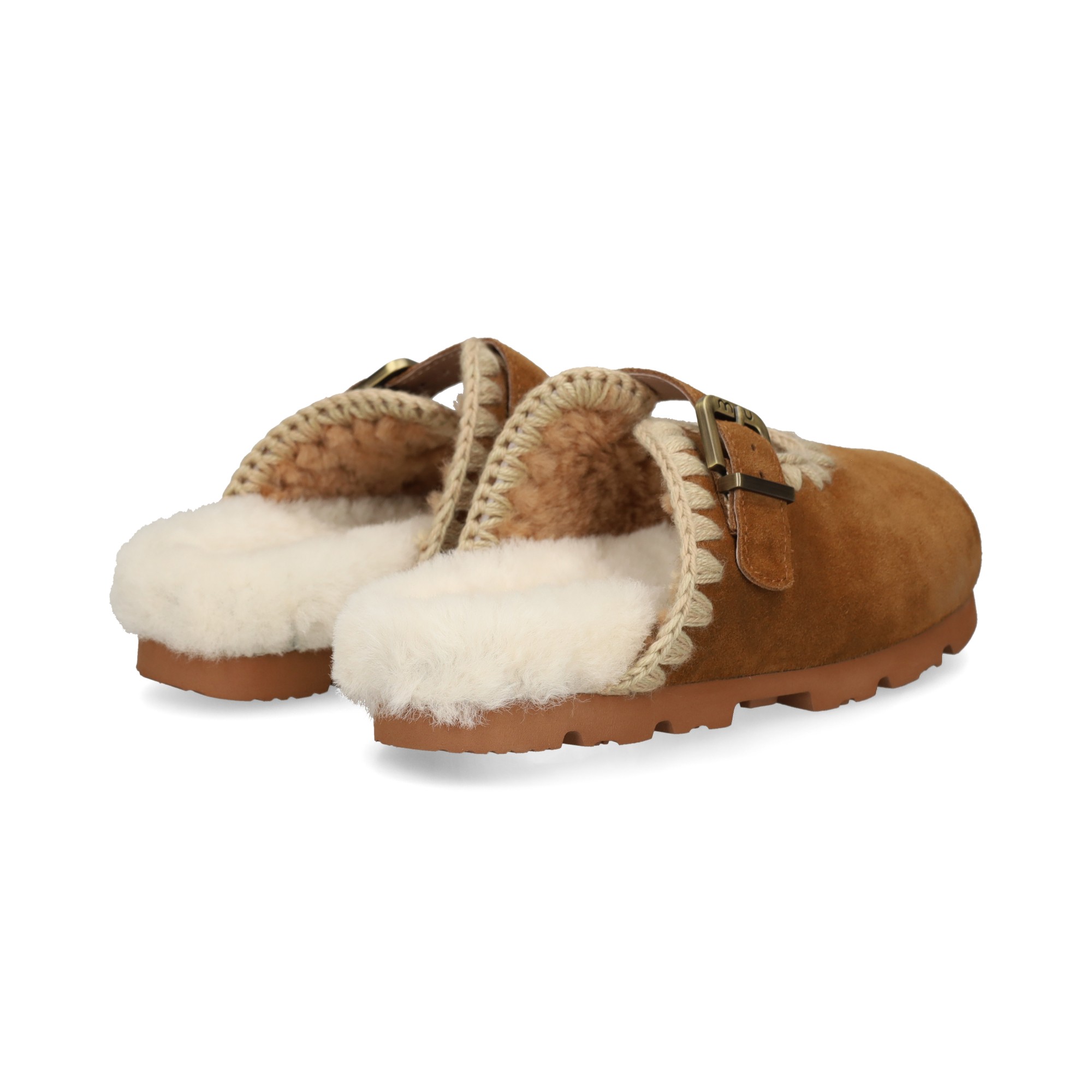 zueco-hebilla-ante-cuero