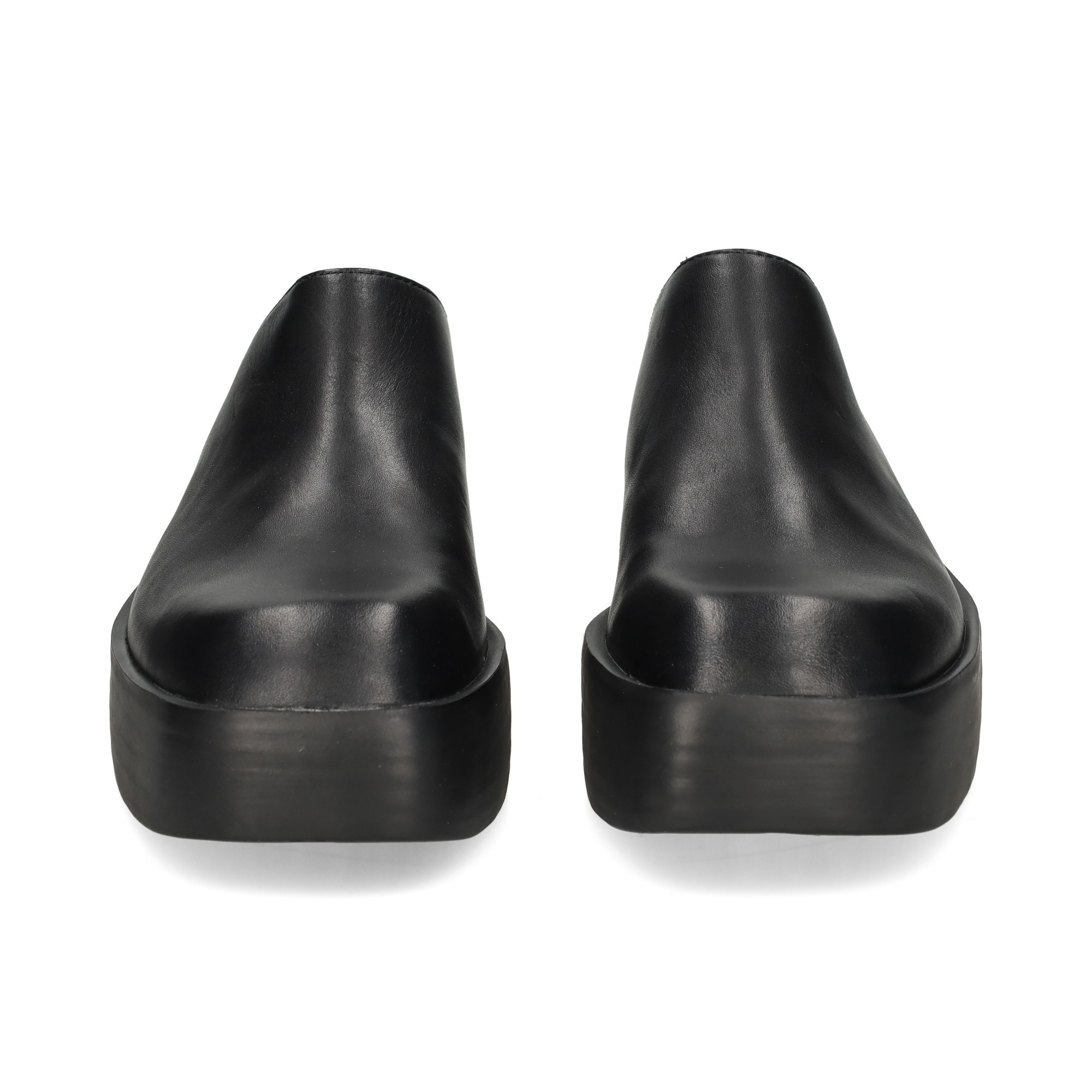 zueco-plataforma-piel-negro