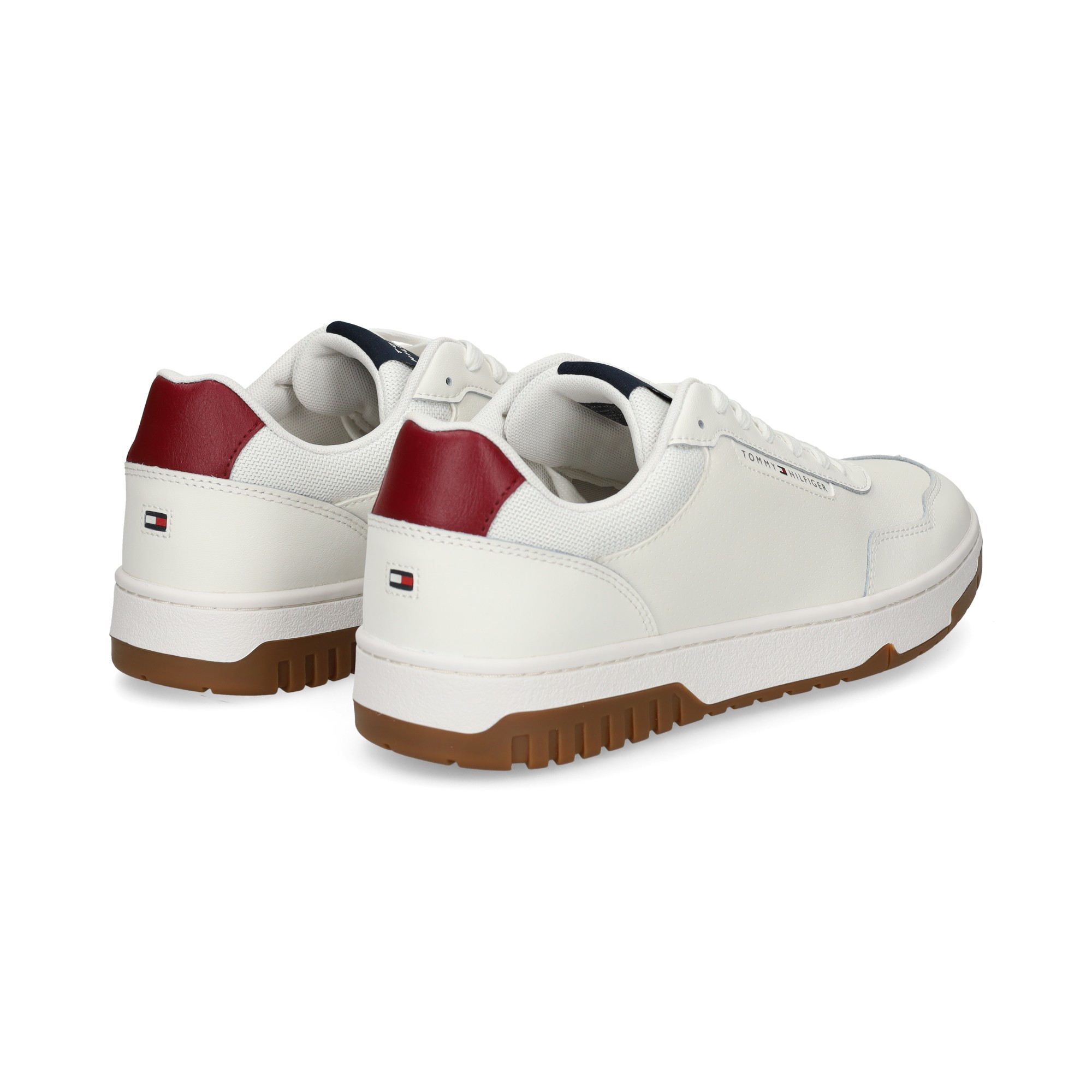 talon-rojo-deportivo-piel-blanco