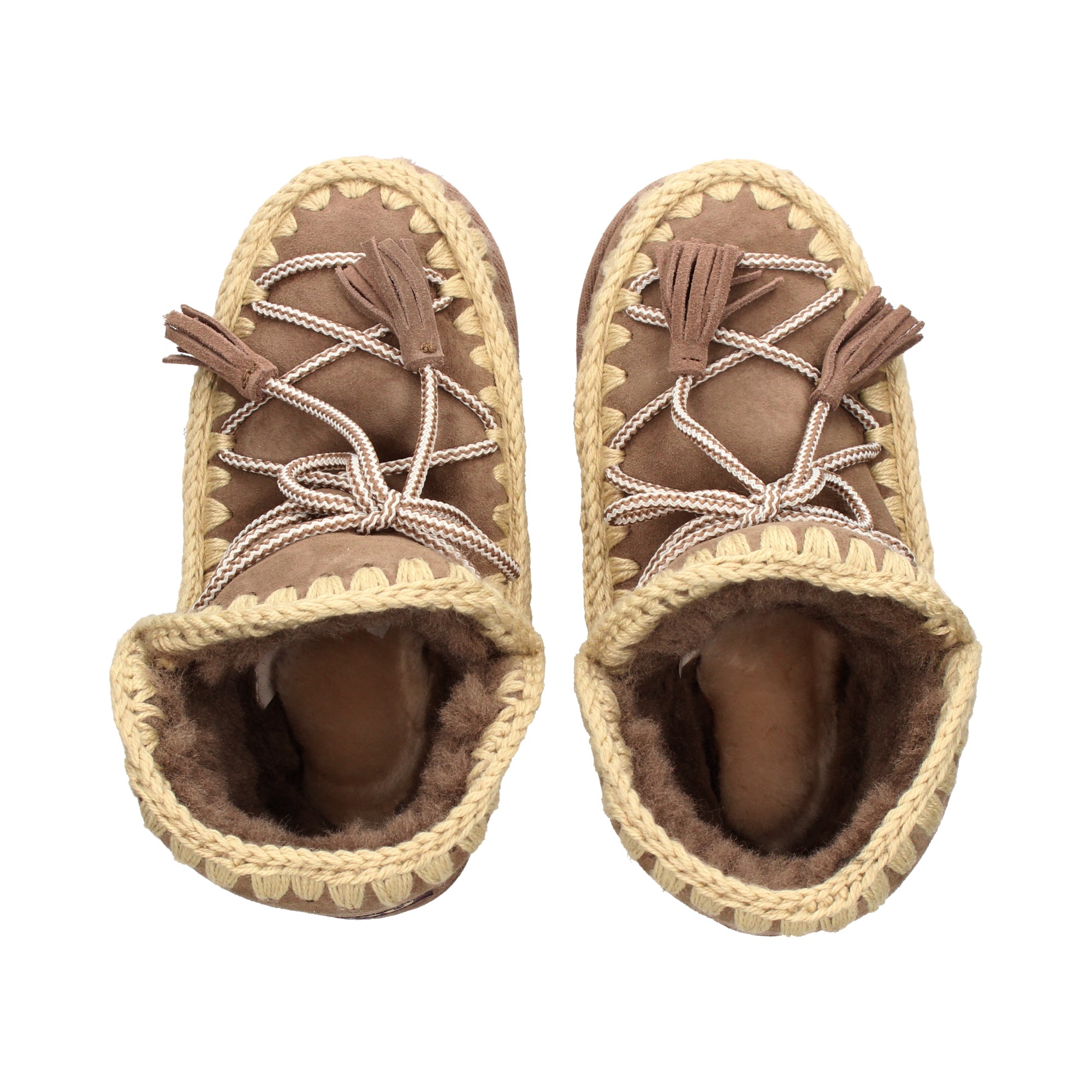 botin-acordonado-ante-gris