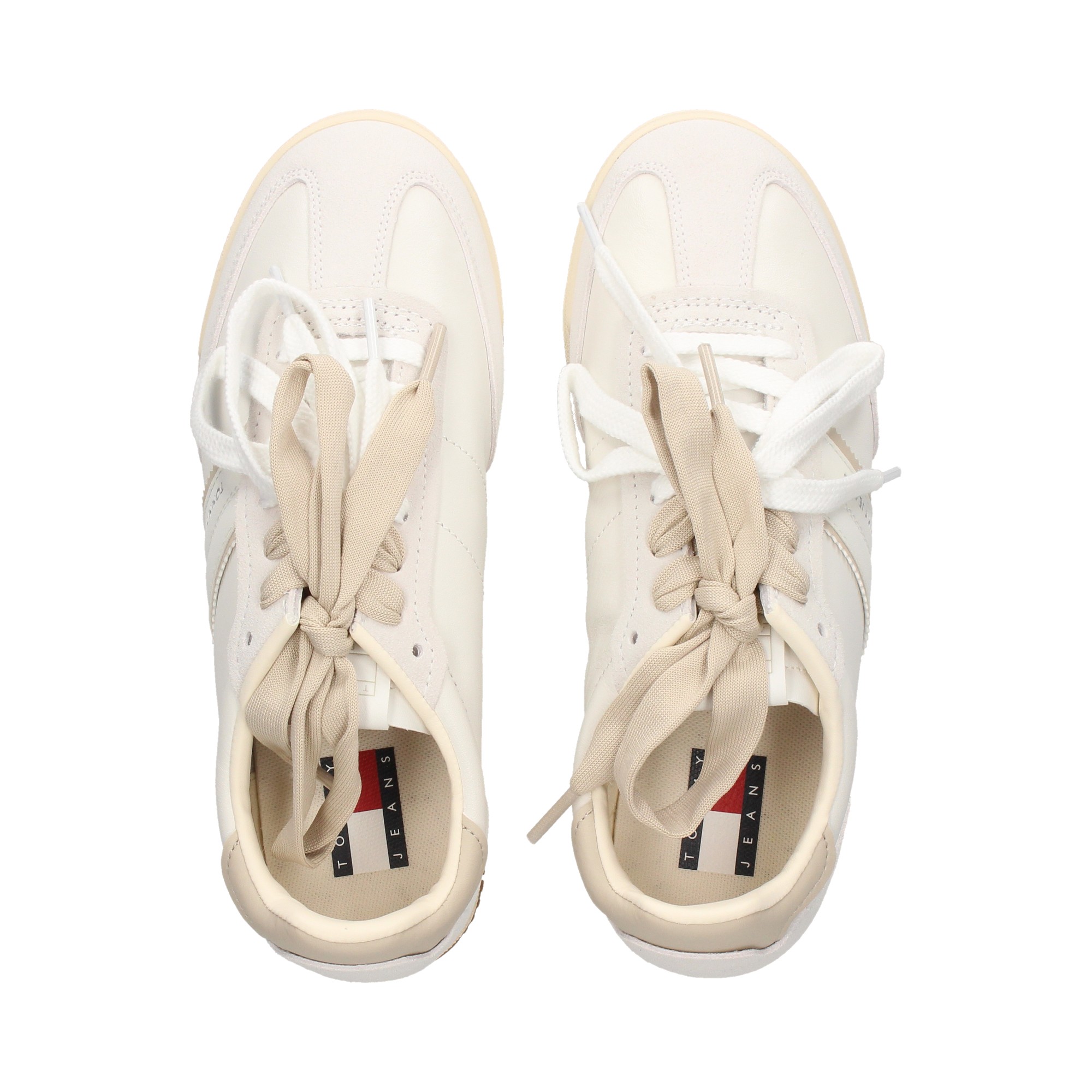 deportivo-piel-beigeblanco