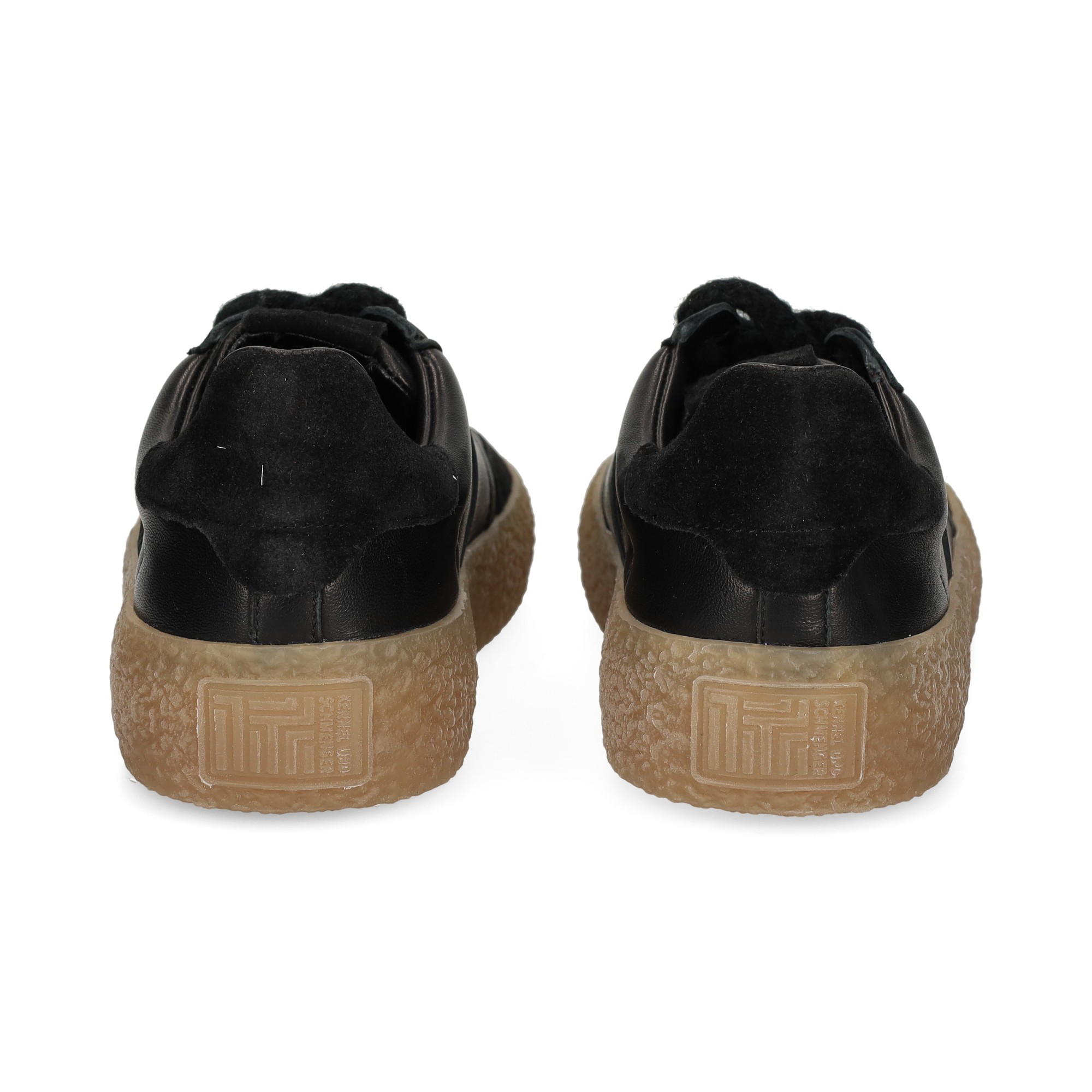 deportivo-con-banda-piel-negro