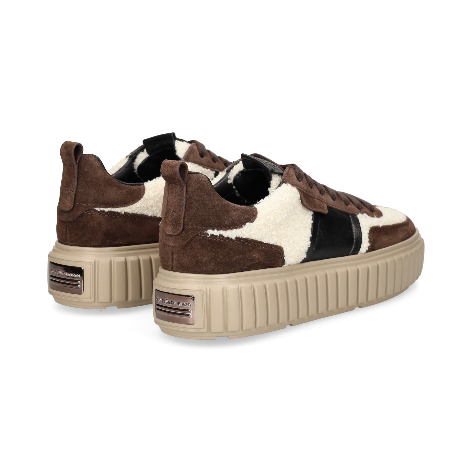 deportivo-con-banda-lana-hielo