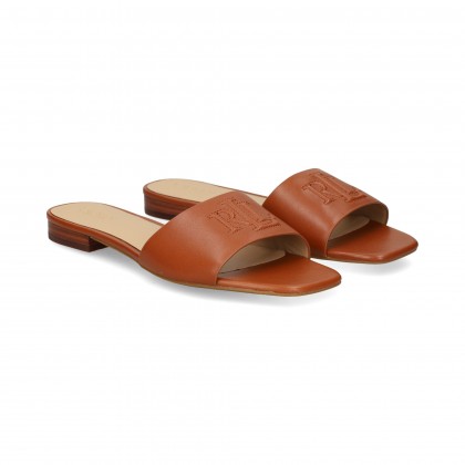 pala-logo-en-relieve-piel-cuero