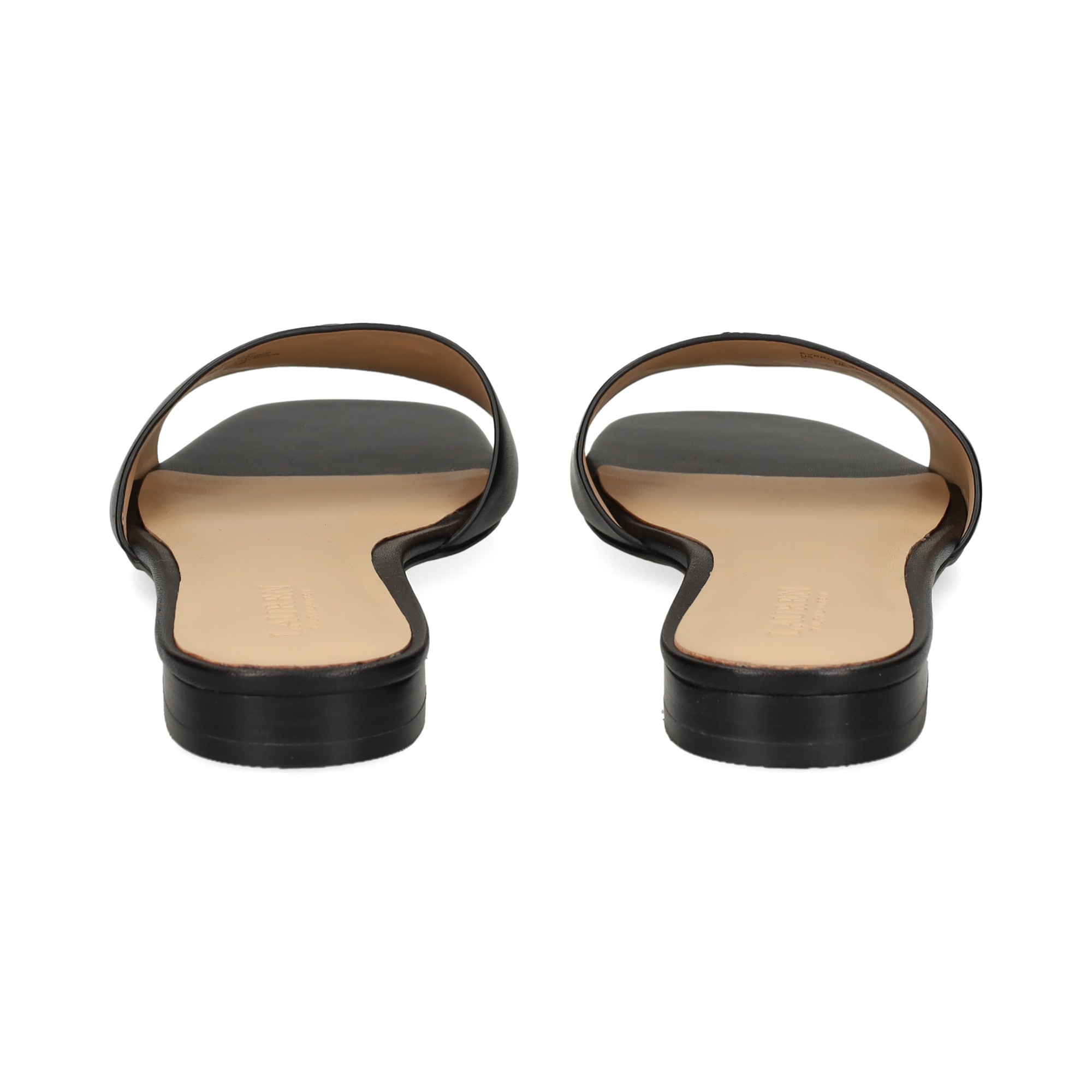 pala-logo-en-relieve-piel-negro