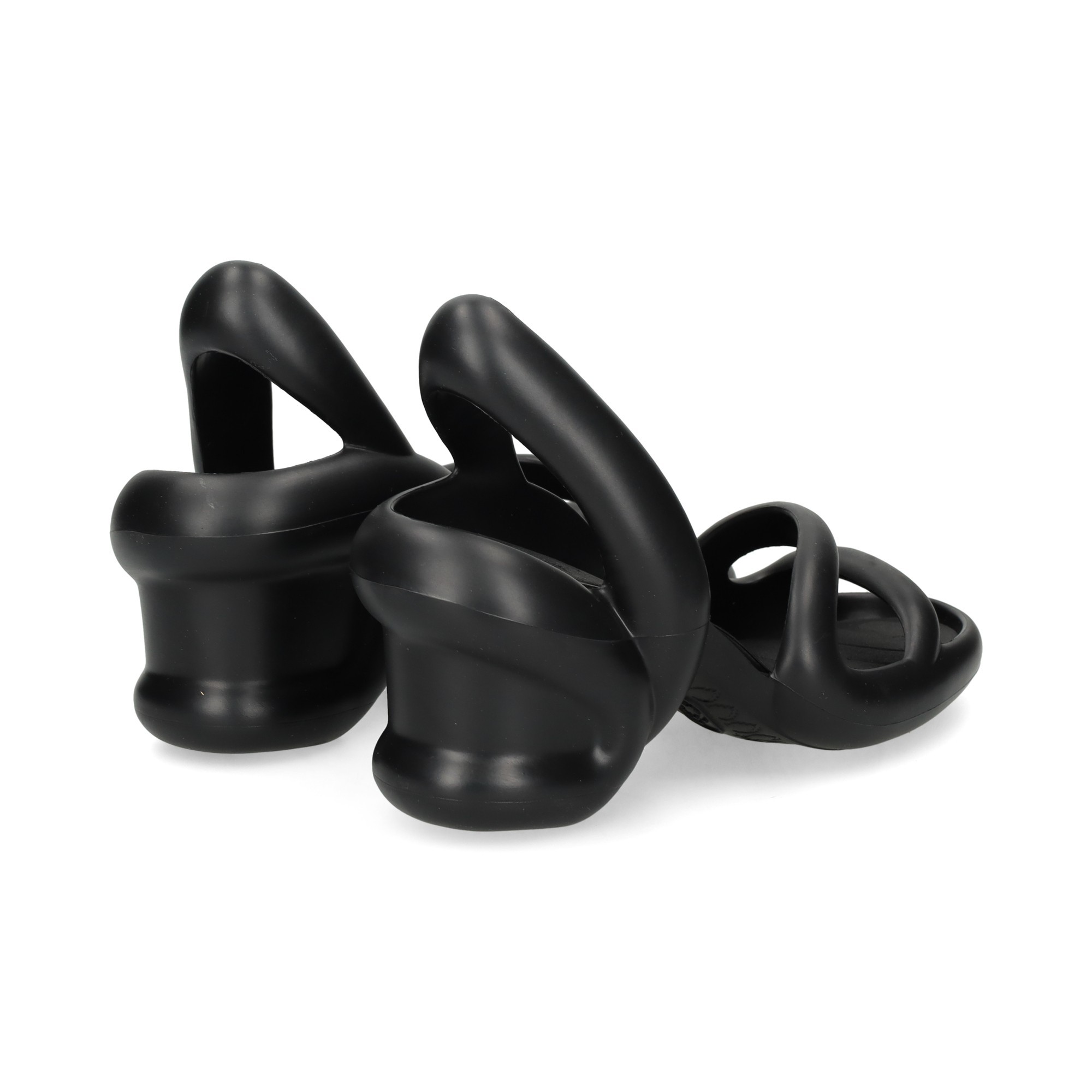 sandalia-ligera-acolchada-negro