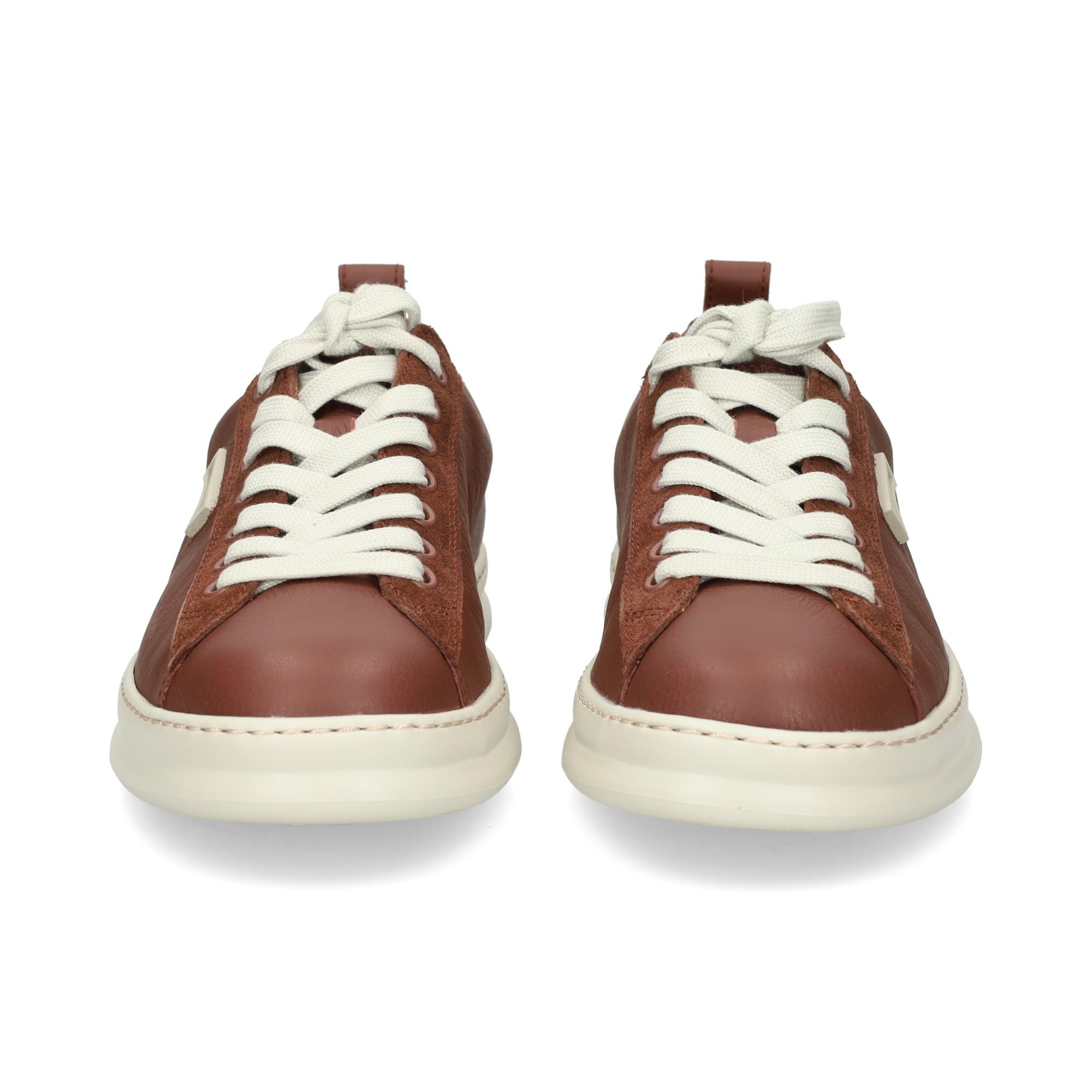 deportivo-piel-marron