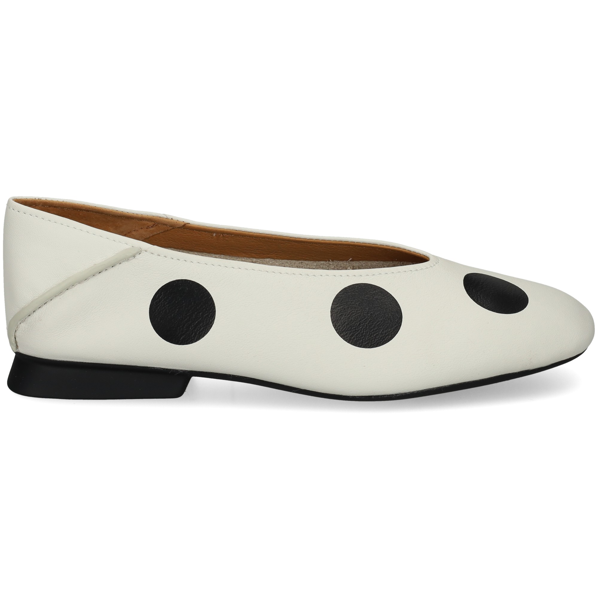 bailarina-lunares-negrohielo