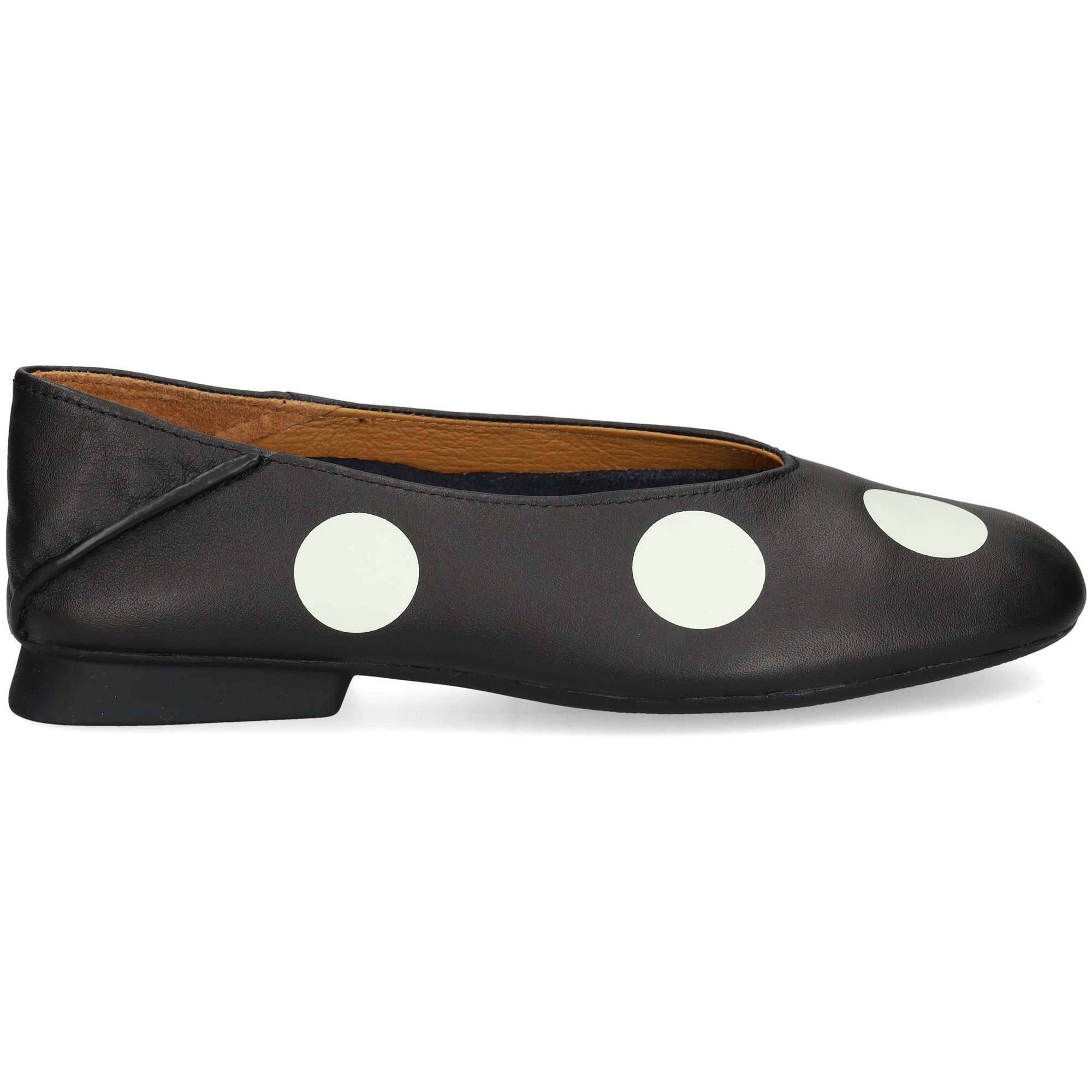 bailarina-lunares-hielonegro