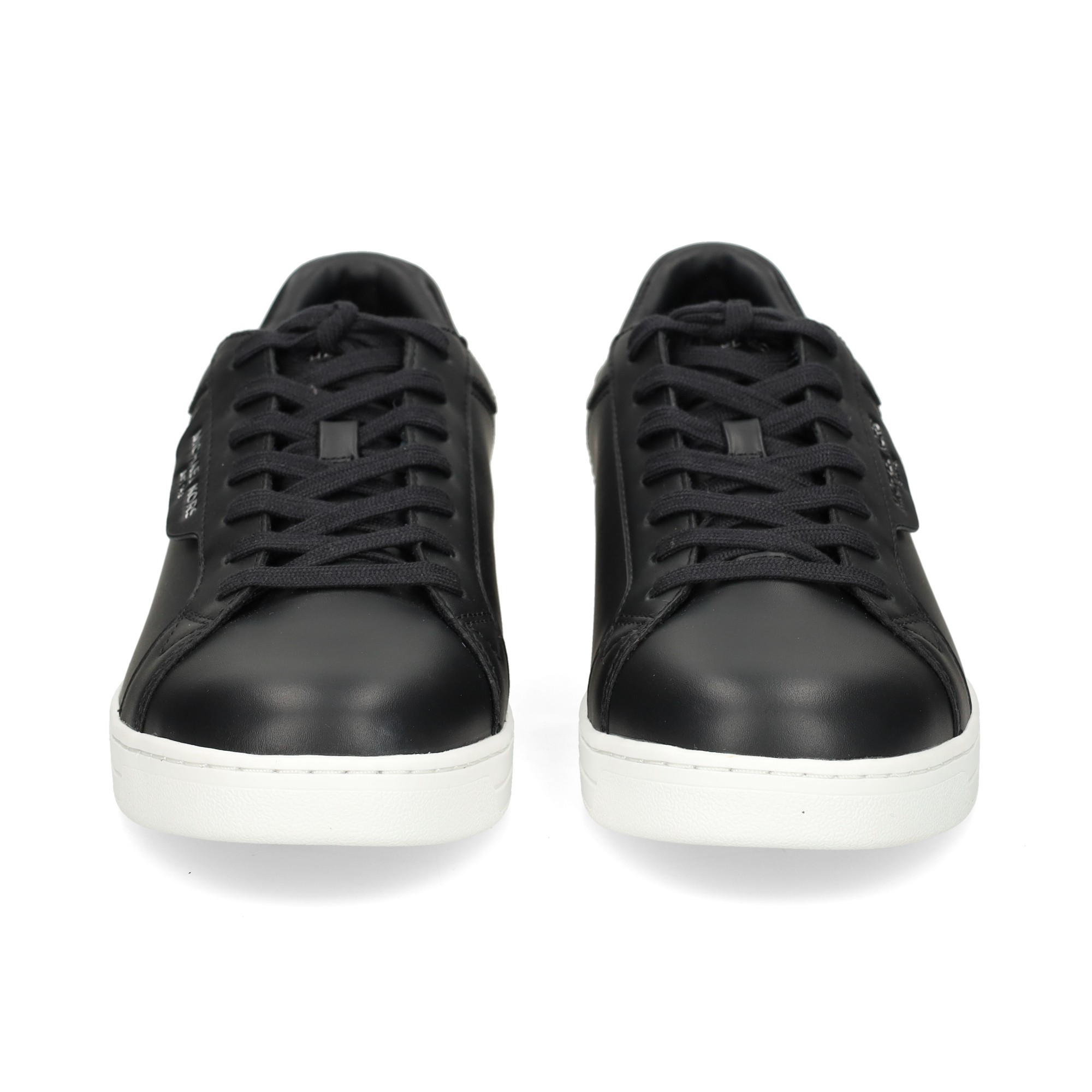 deportivo-piel-negro