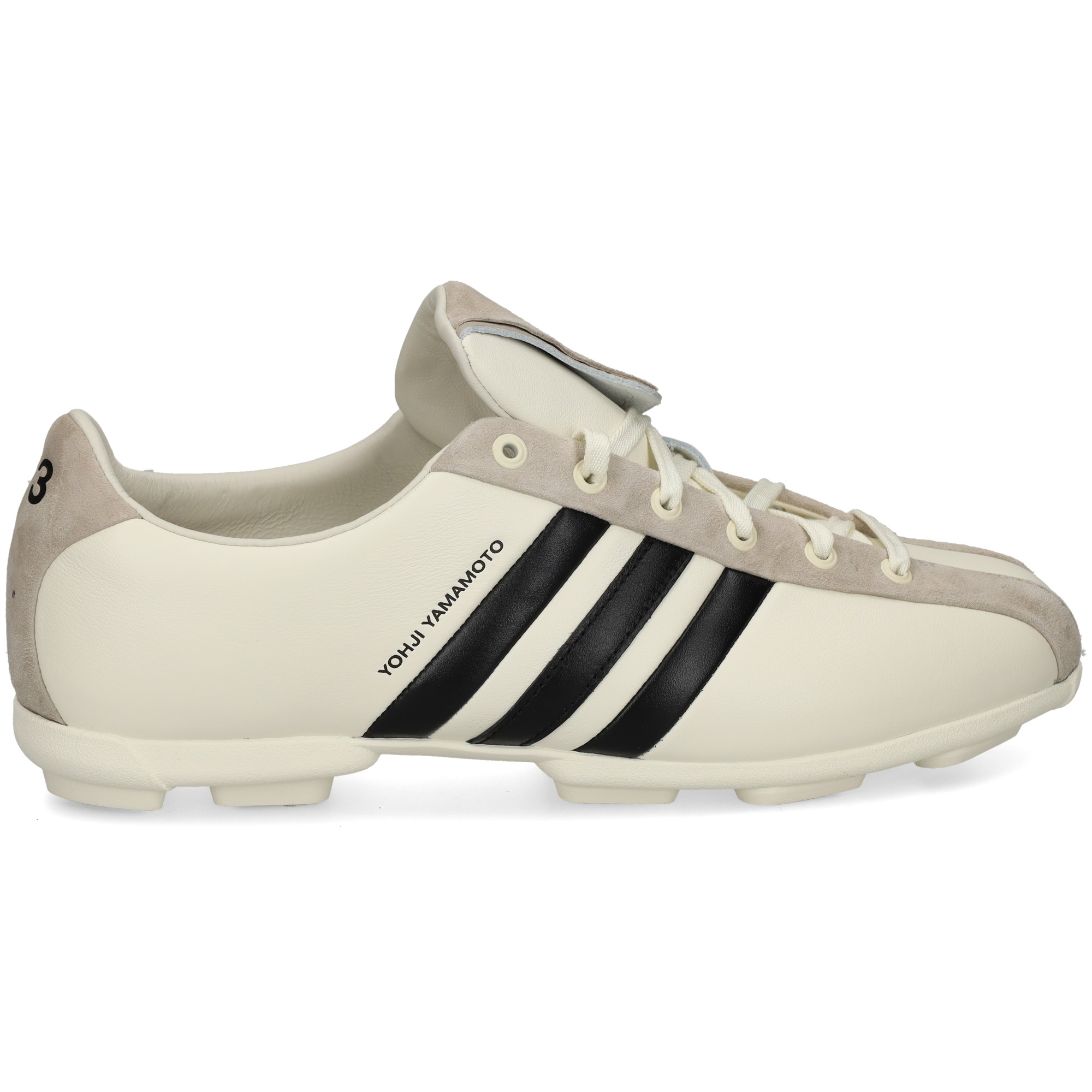 deportivo-3-bandas-negras-piel-blanco