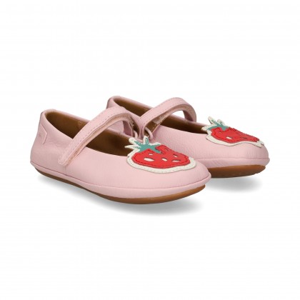 bailarina-tirafresas-piel-rosa