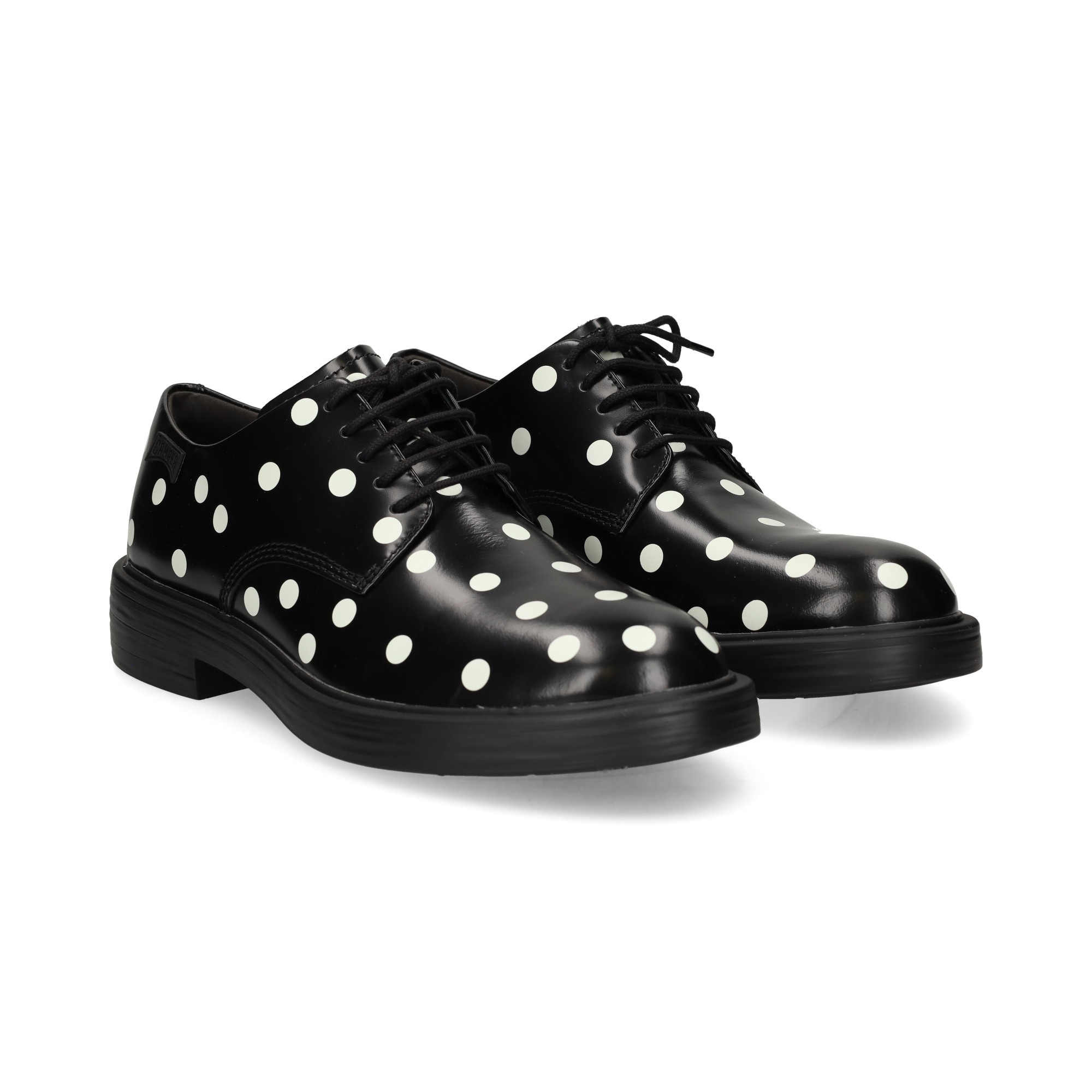 blucher-florentic-lunares-negro