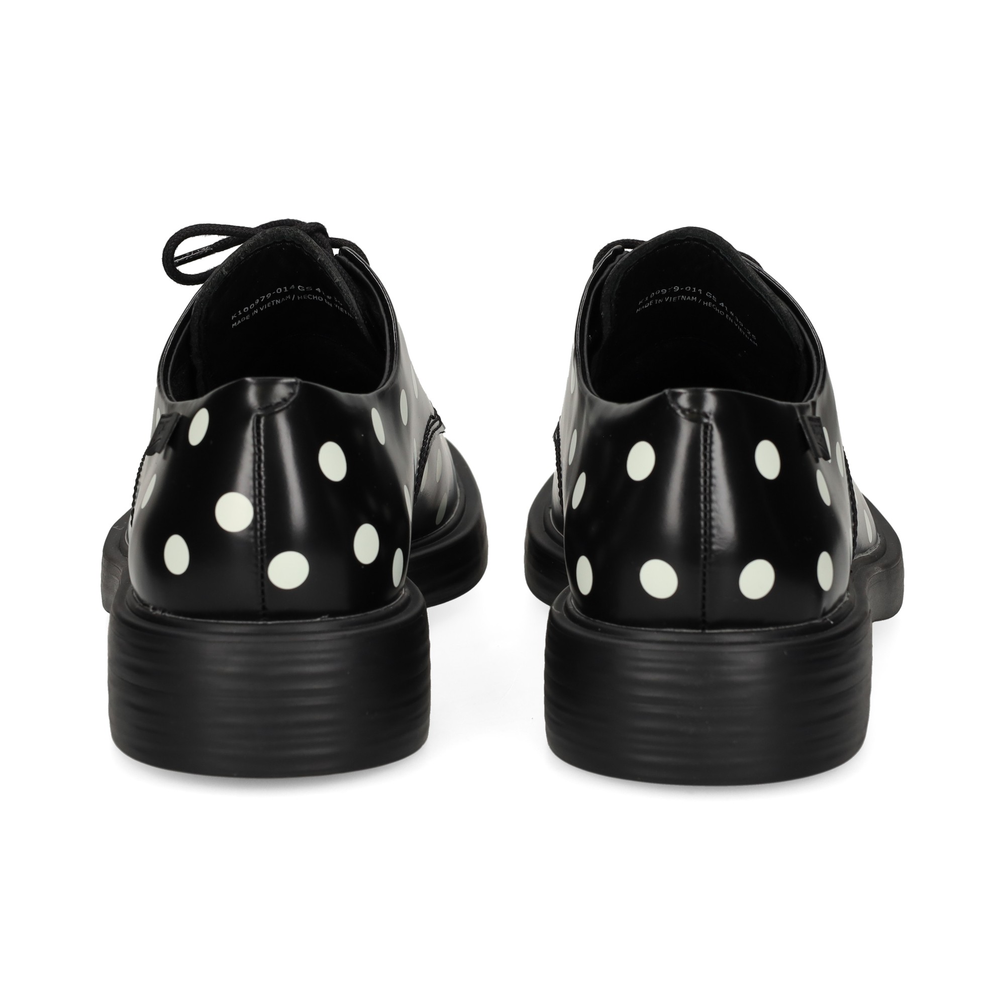 blucher-florentic-lunares-negro