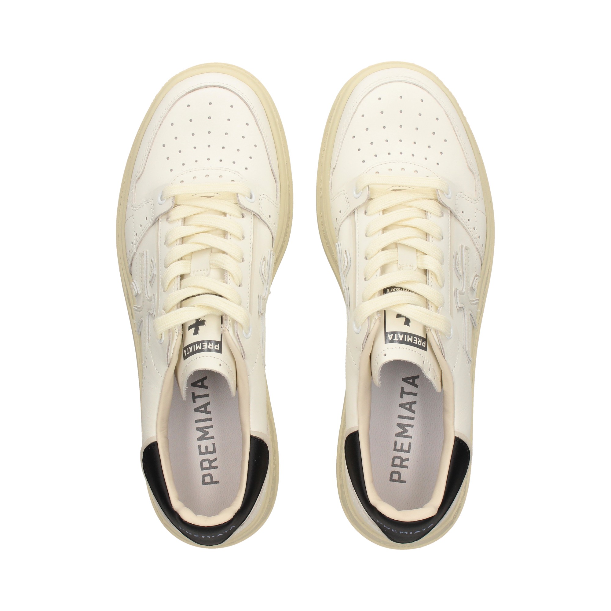 talon-negro-deportivo-piel-blanco