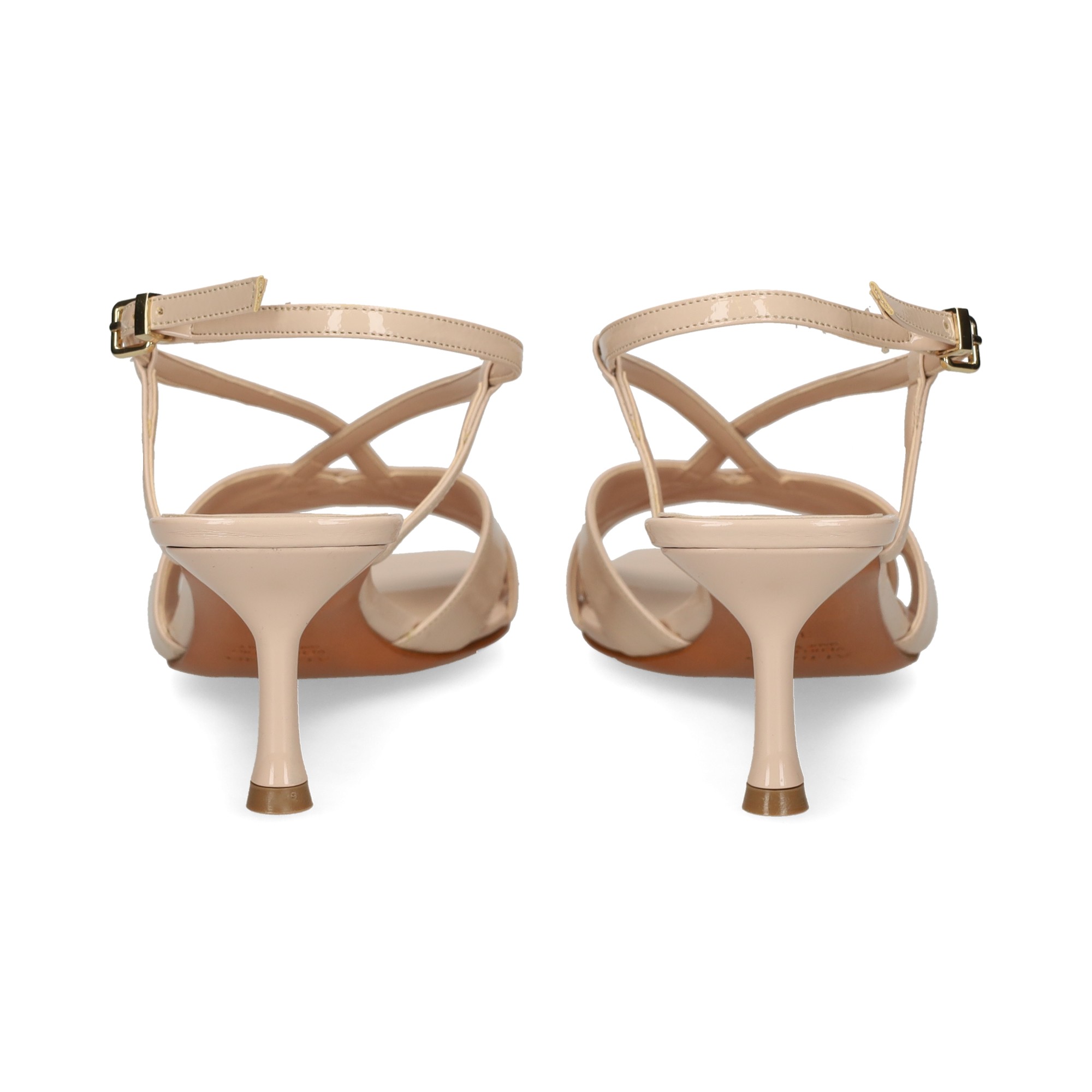 sandalia-tiras-empeine-charol-beige