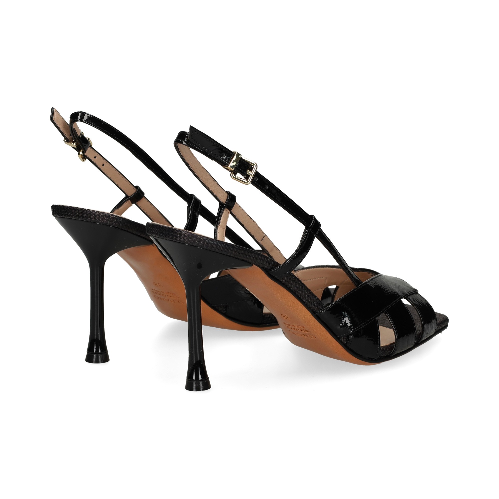 sandalia-tiras-anchas-charol-negro