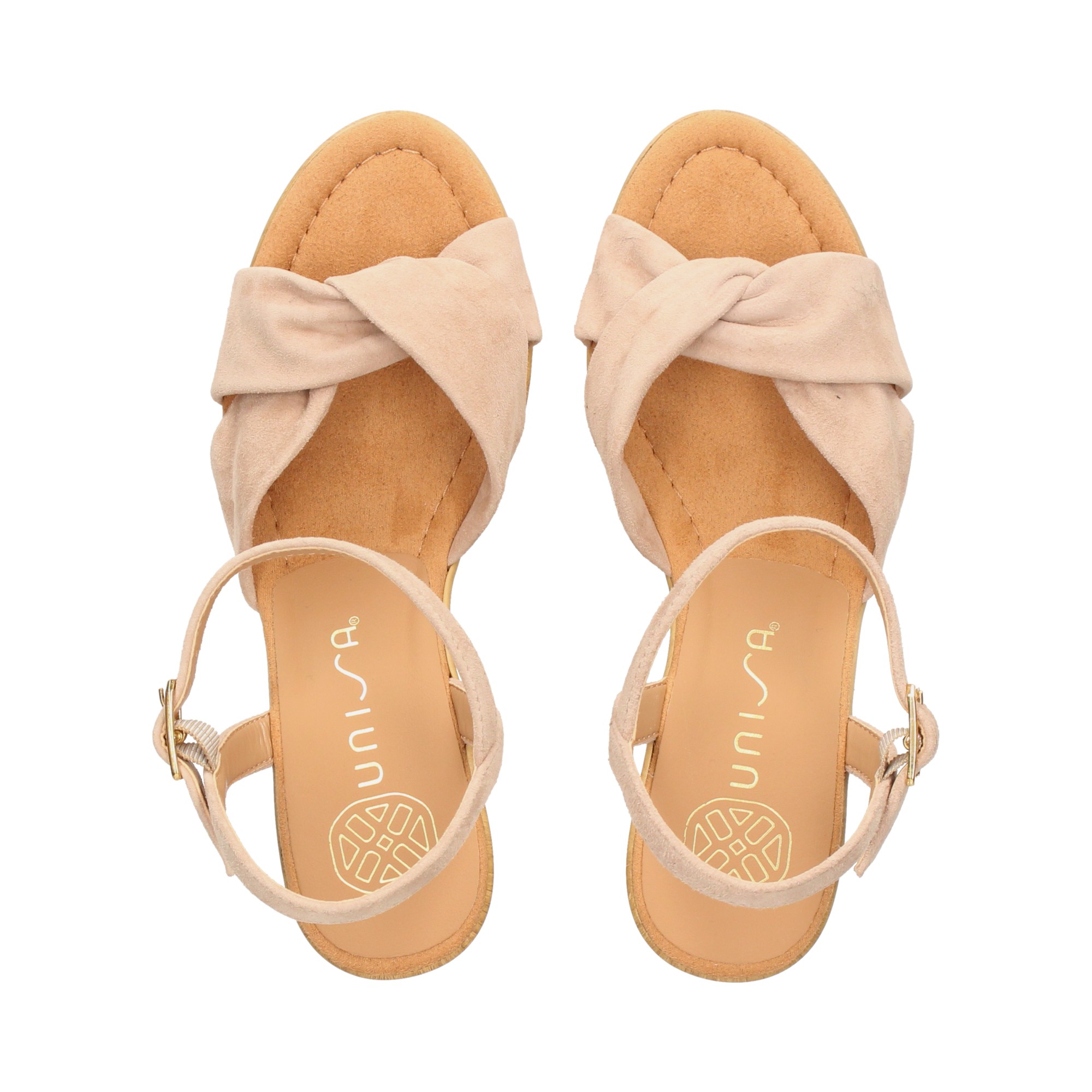 carmelita-cruzada-ante-beige