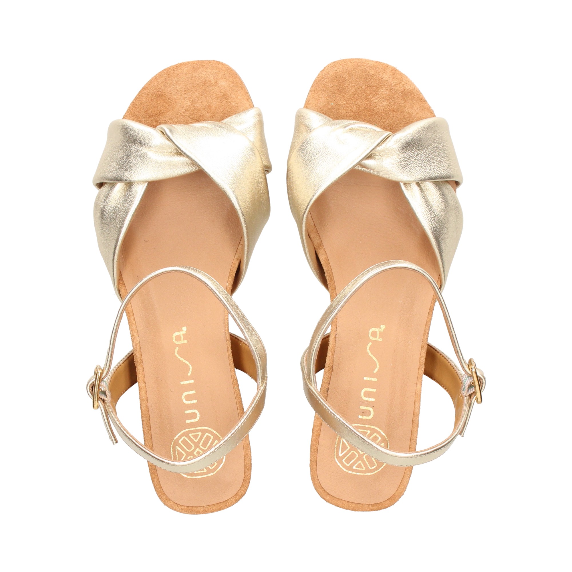 sandalia-cruzada-platino