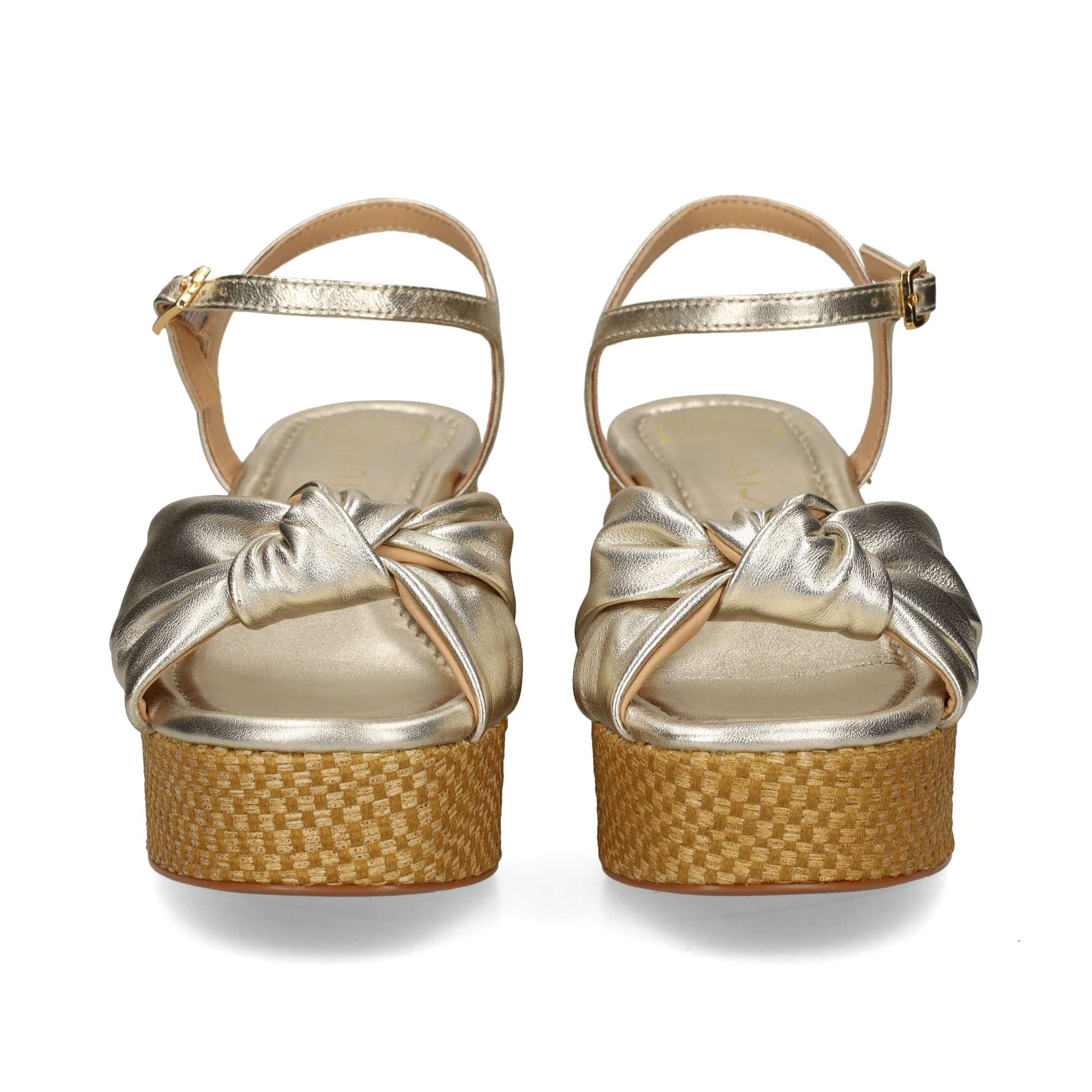 sandalia-anudada-platino