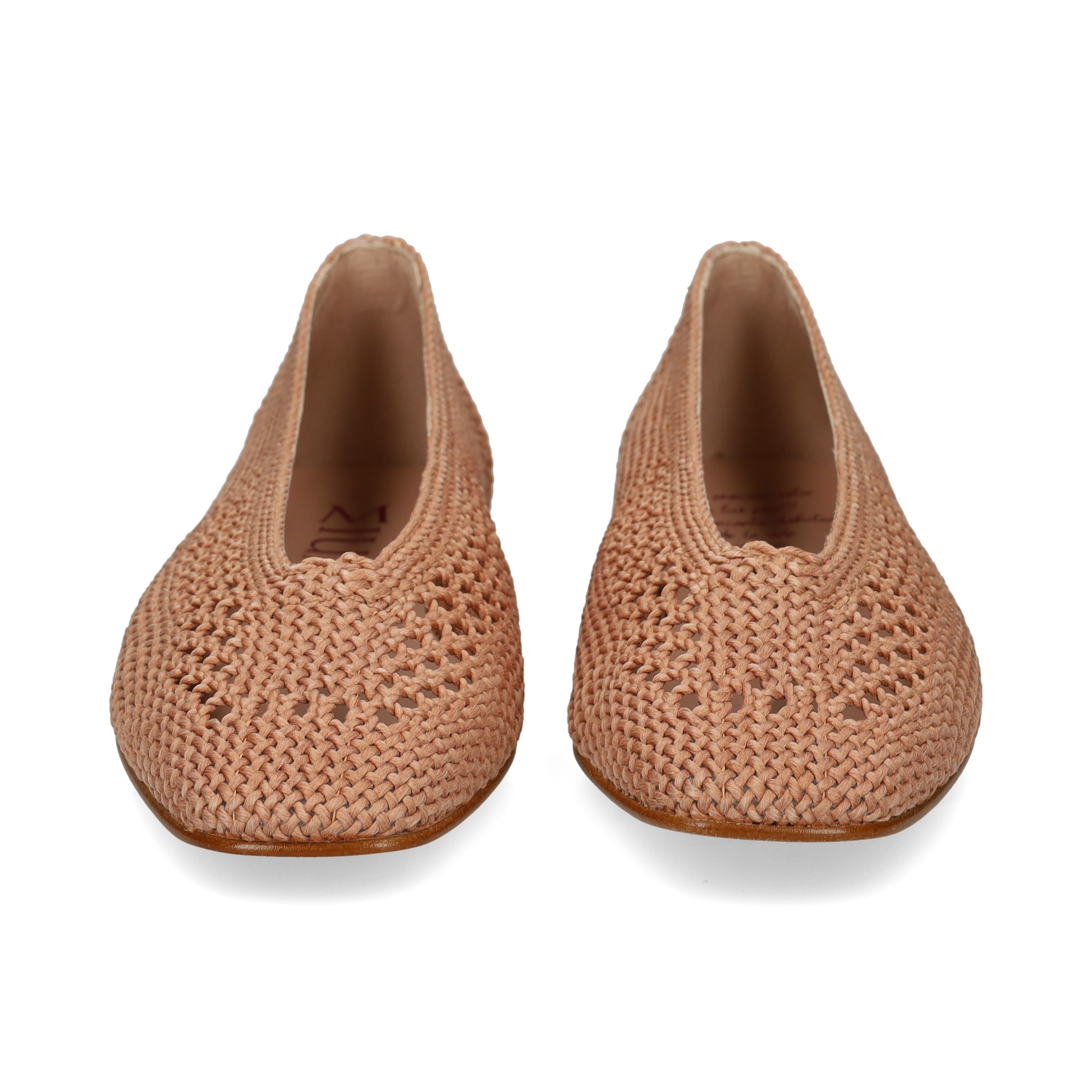 bailarina-ganchillo-cuero