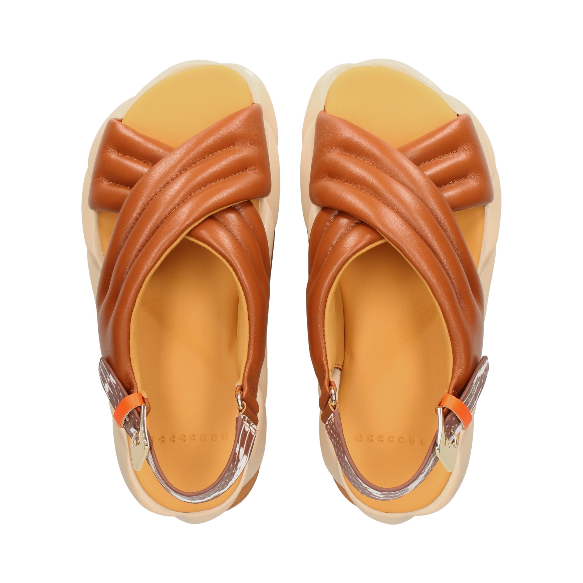 sandalia-cruzada-acolchada-piel-marron