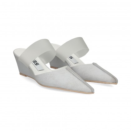 MULE COSTURA + TIRA VINILO GRIS GRIGIO