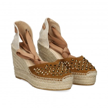 alpargata-cuna-strass-puntera-ante-camel