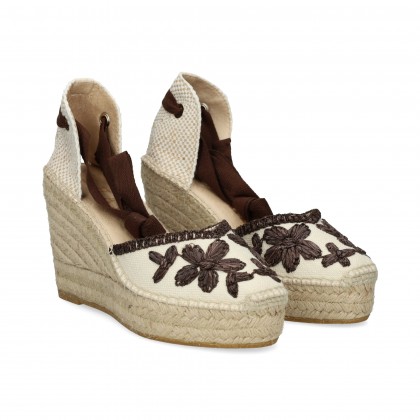 alpargata-cuna-yute-flores-rafia-beige