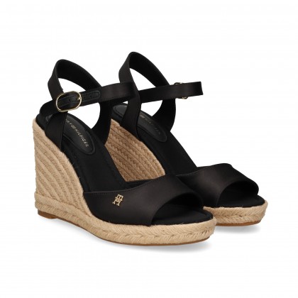 CARMELITA SATEN NEGRO BDS BLACK