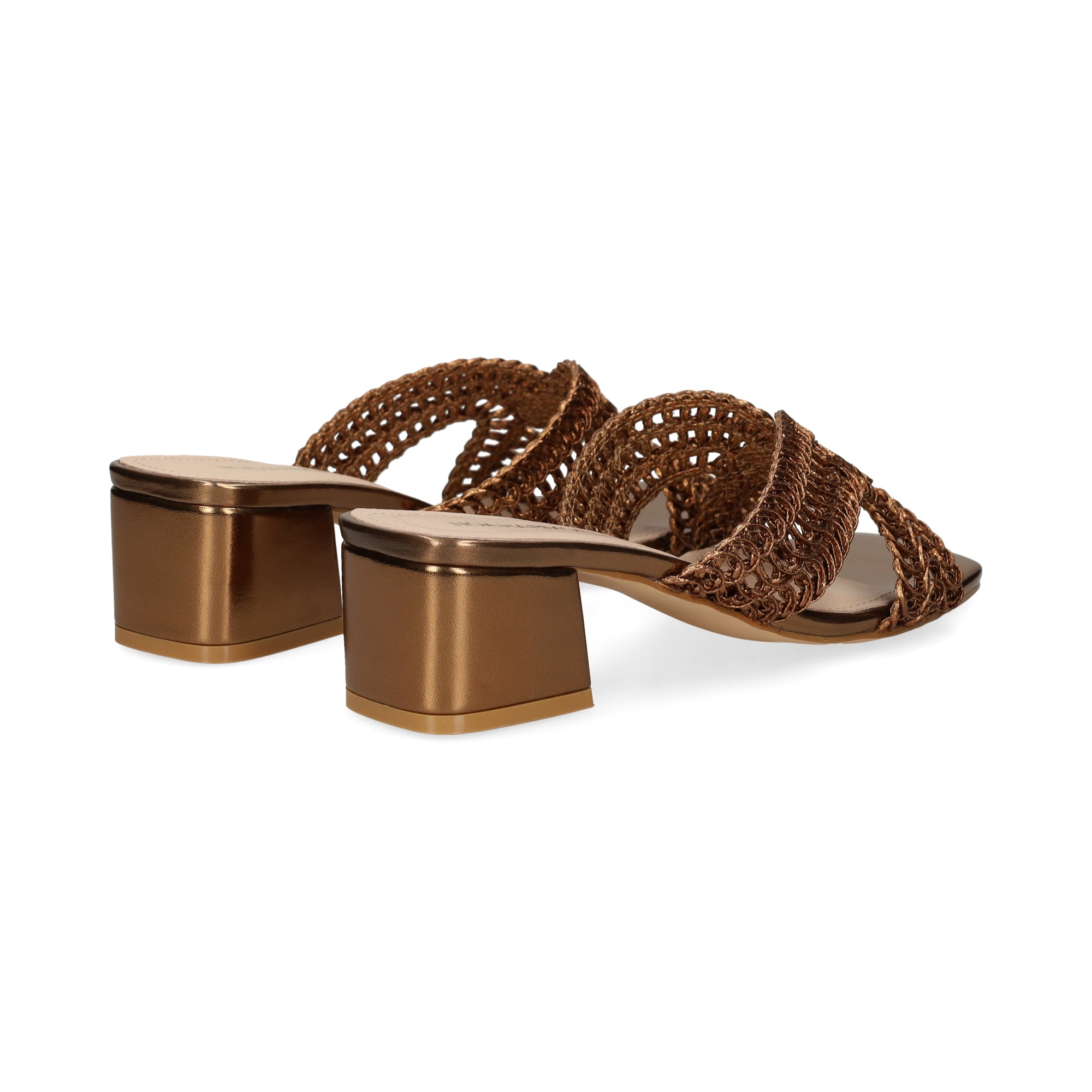 pala-cruzada-crochet-bronce