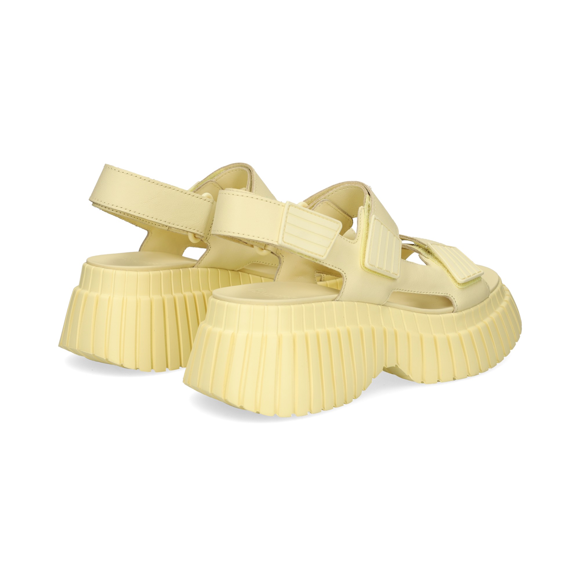 sandalia-plataforma-velcros-beige