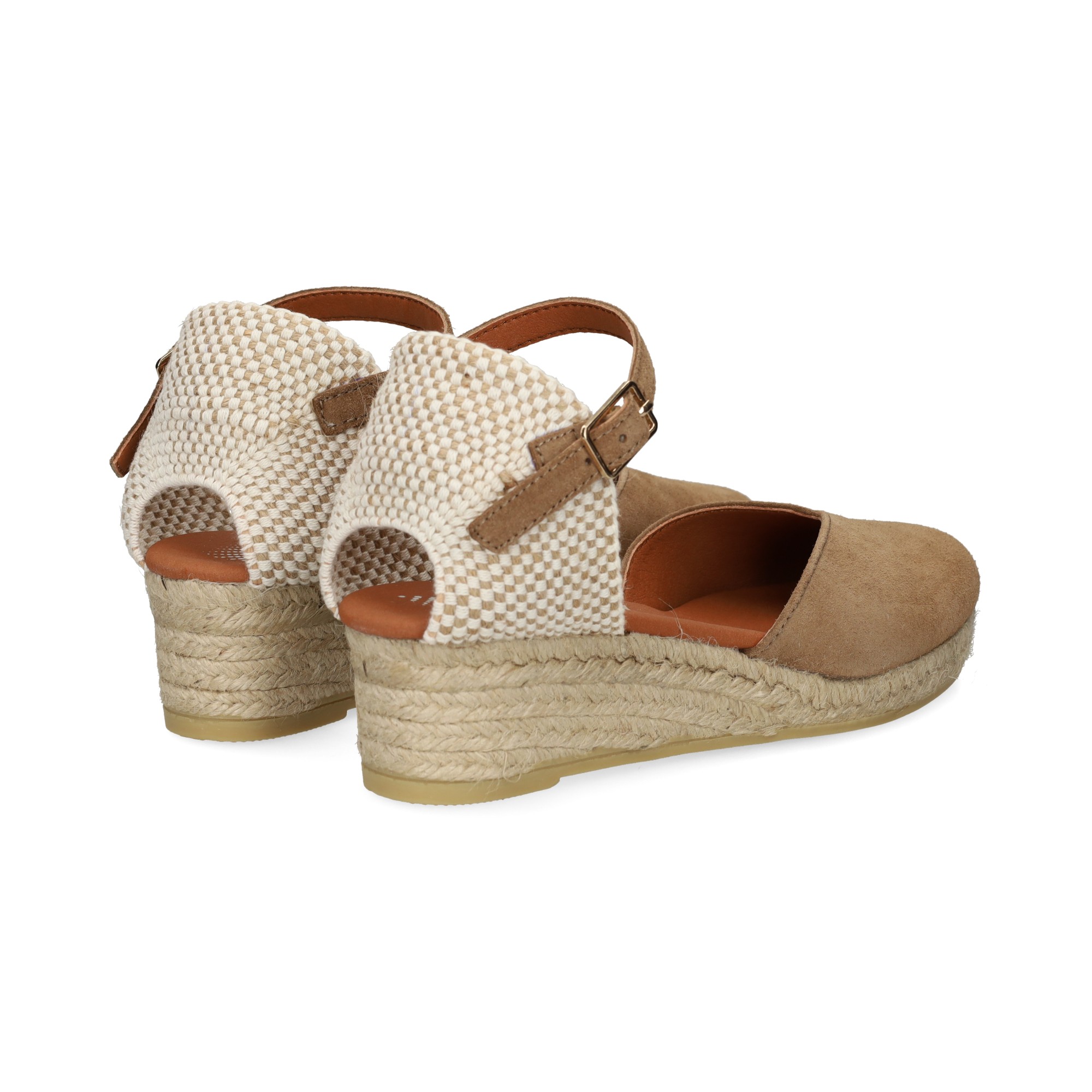 abierto-lados-ante-cuero