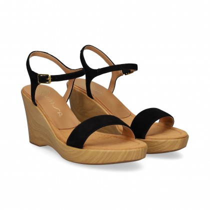 carmelita-ante-negro