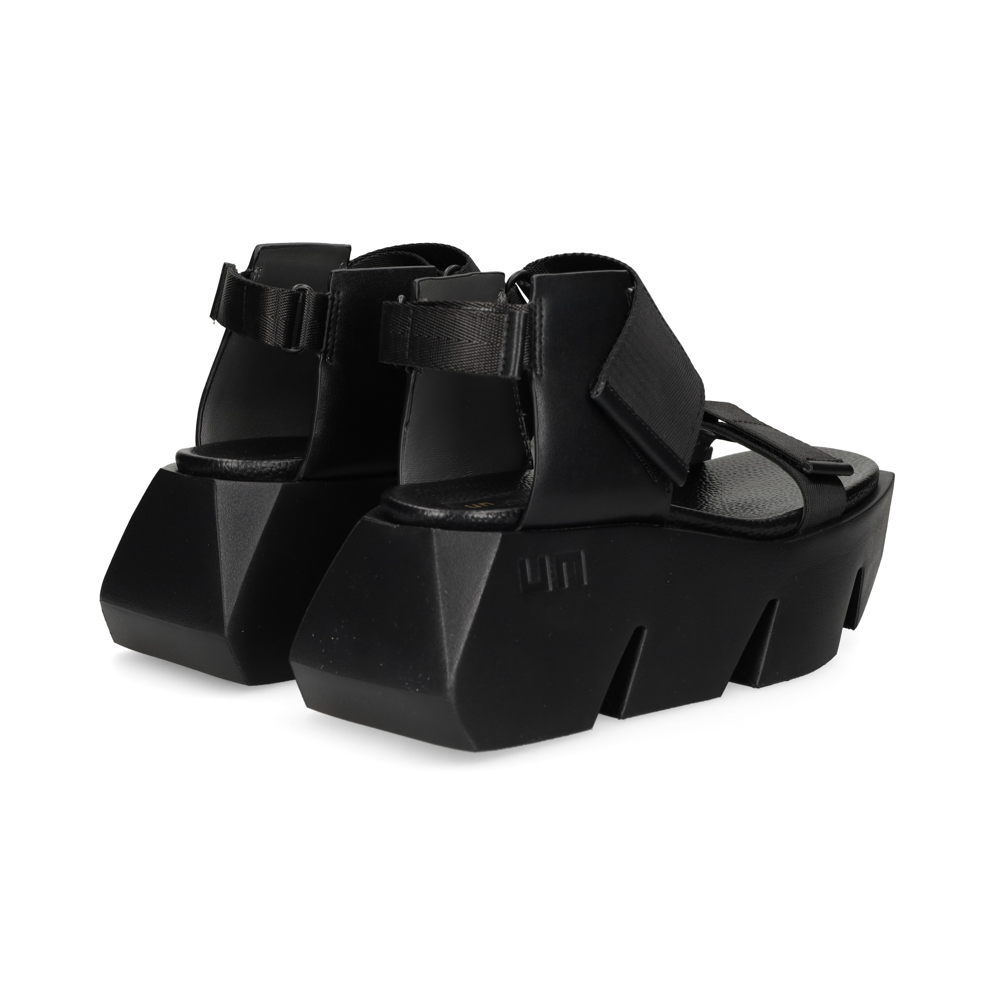 sandalia-cintas-velcro-negro