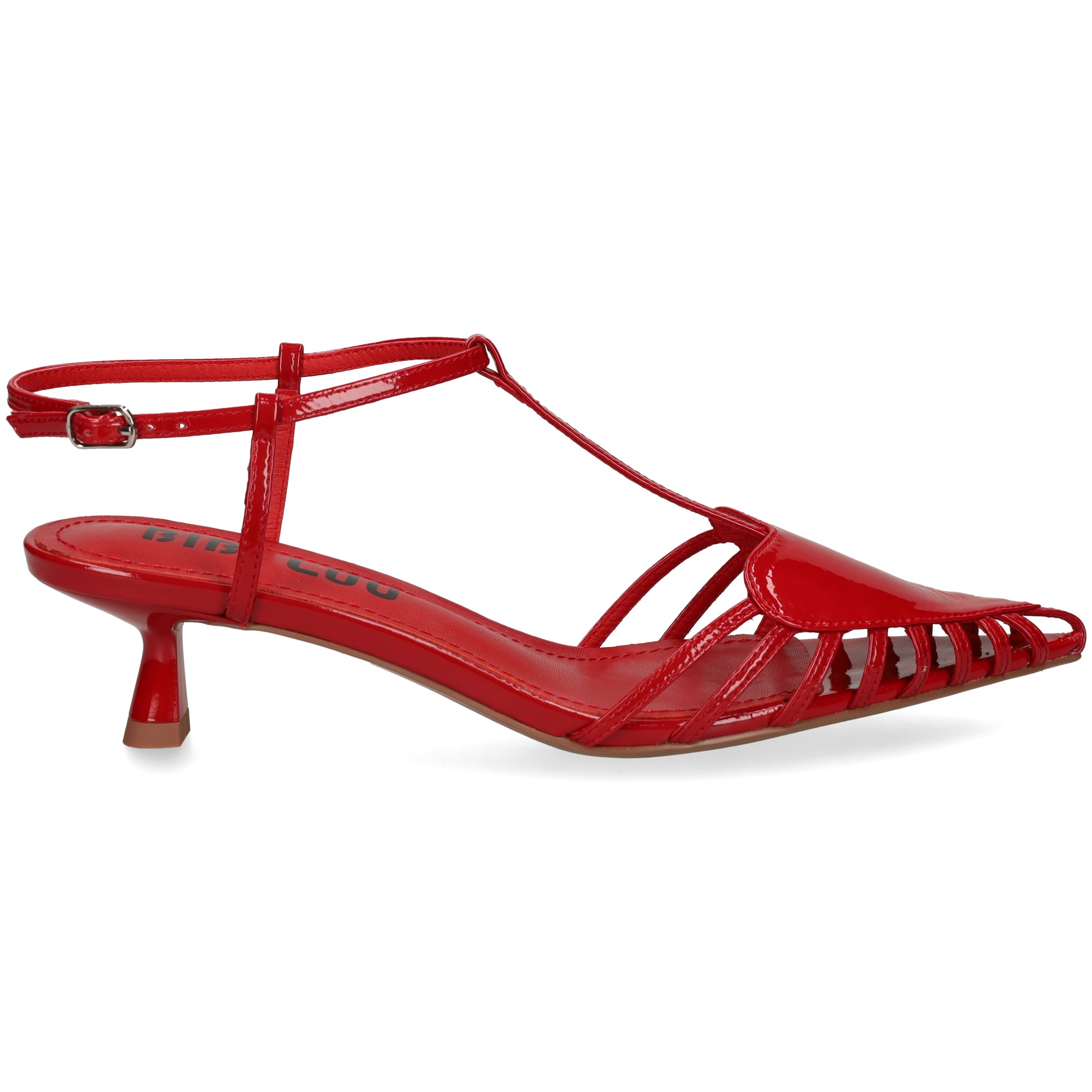 sin-talon-corazon-charol-rojo