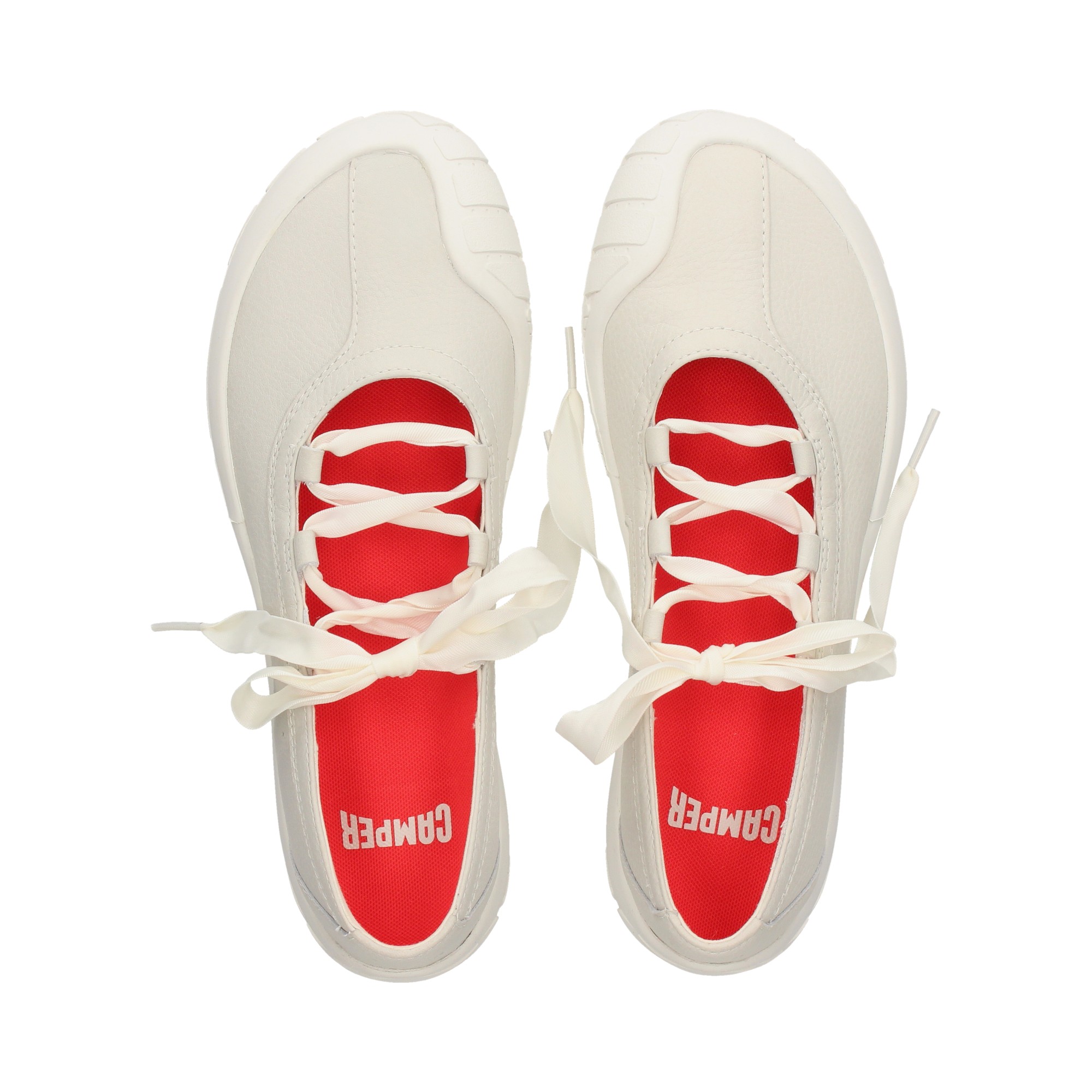 bailarina-con-cintas-piel-hielo