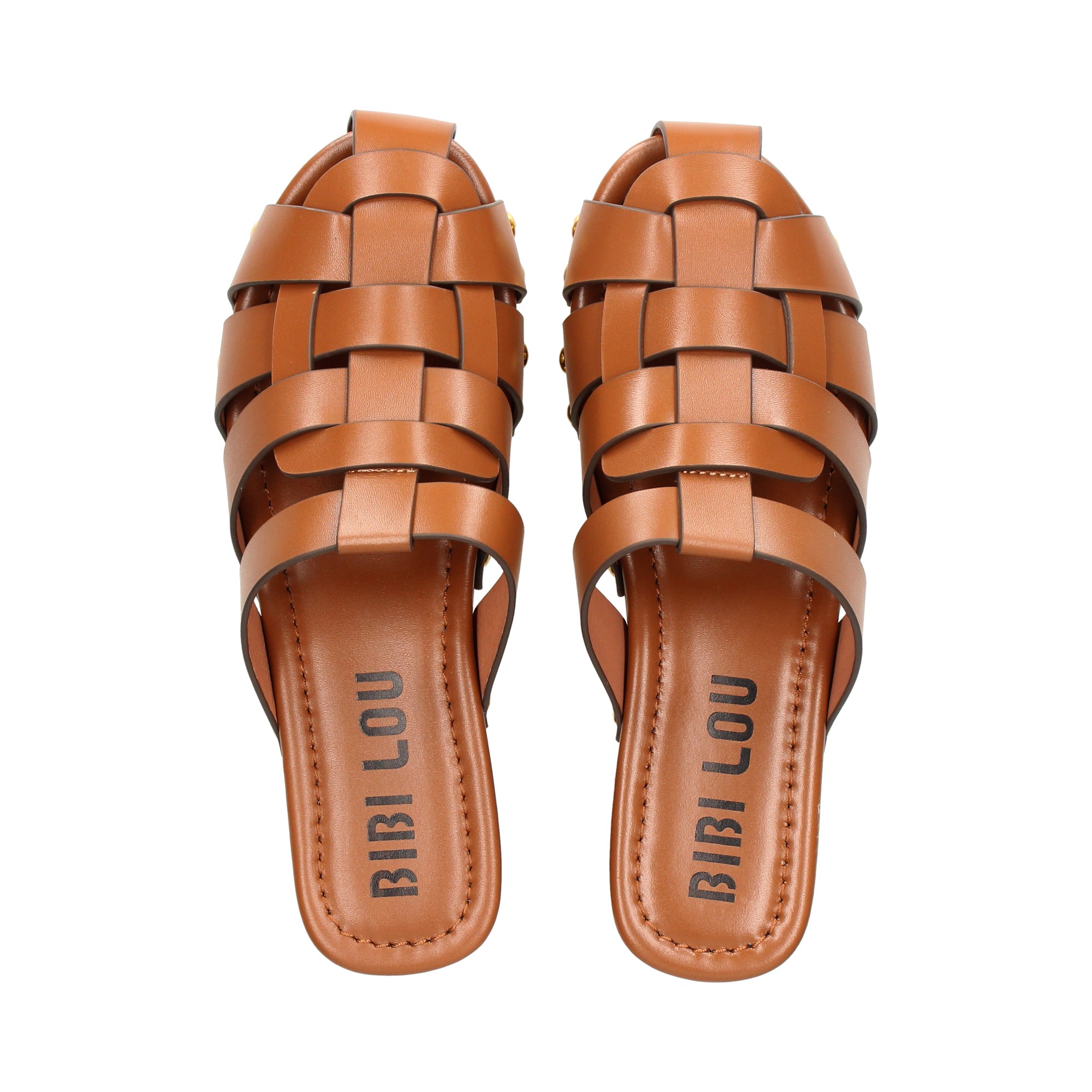 zueco-entrelazadotachas-piel-cuero