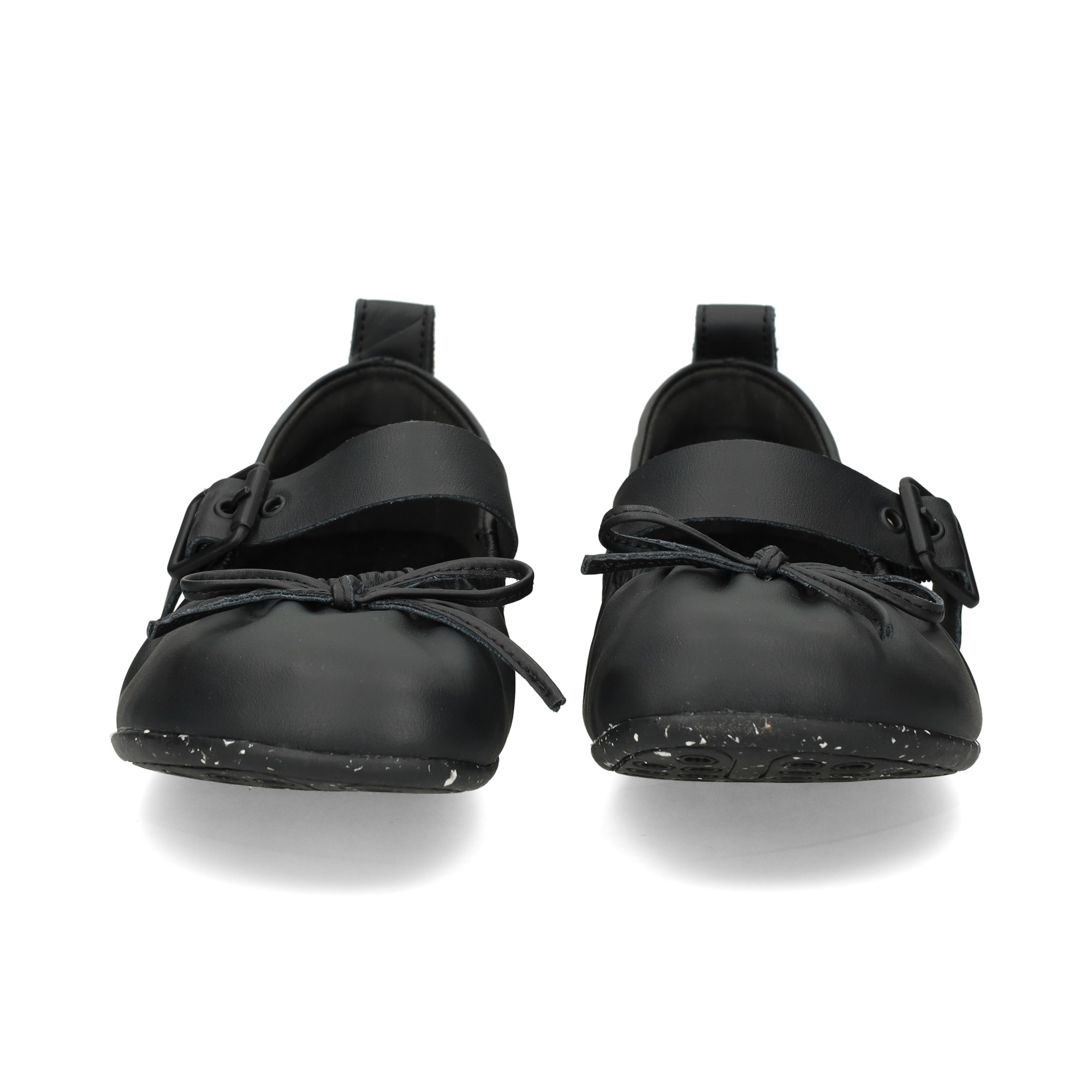 bailarinamercedes-lazo-piel-negro