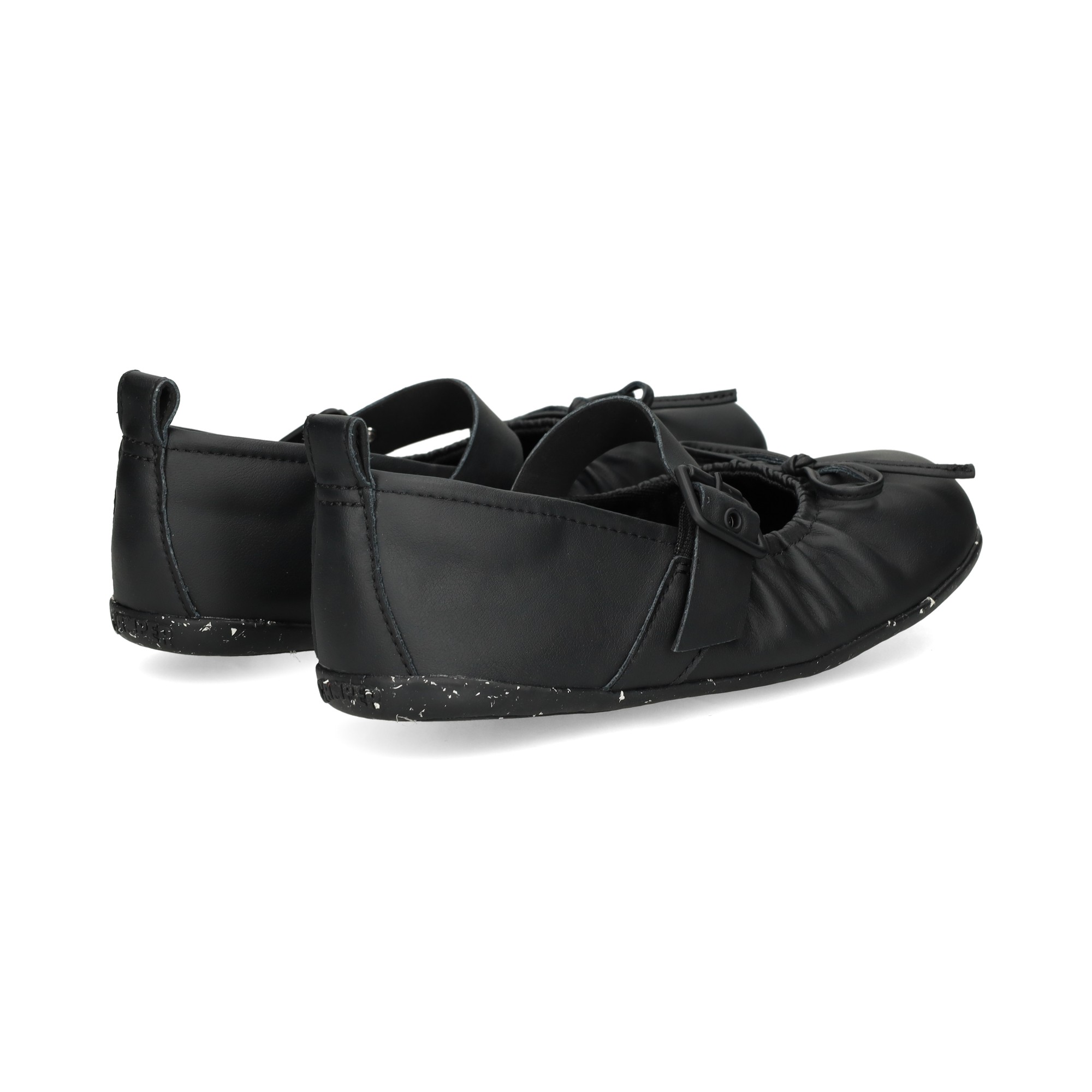 bailarinamercedes-lazo-piel-negro