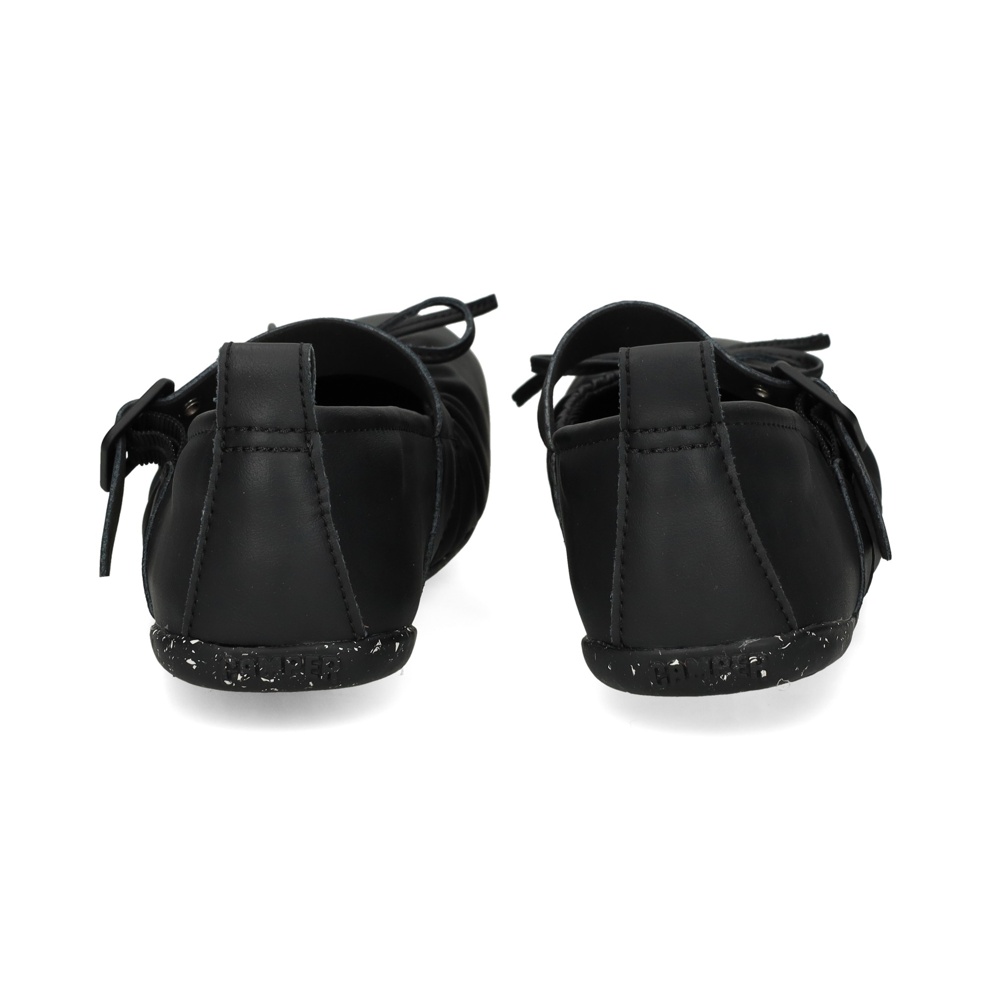 bailarinamercedes-lazo-piel-negro