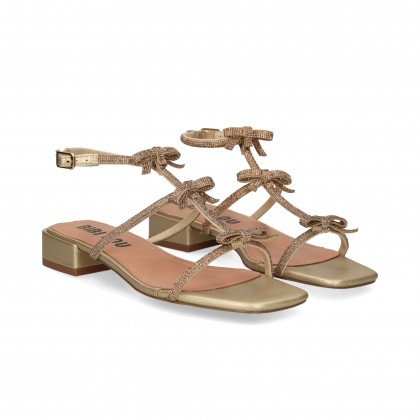 sandalia-bebe-lazos-strass-oro